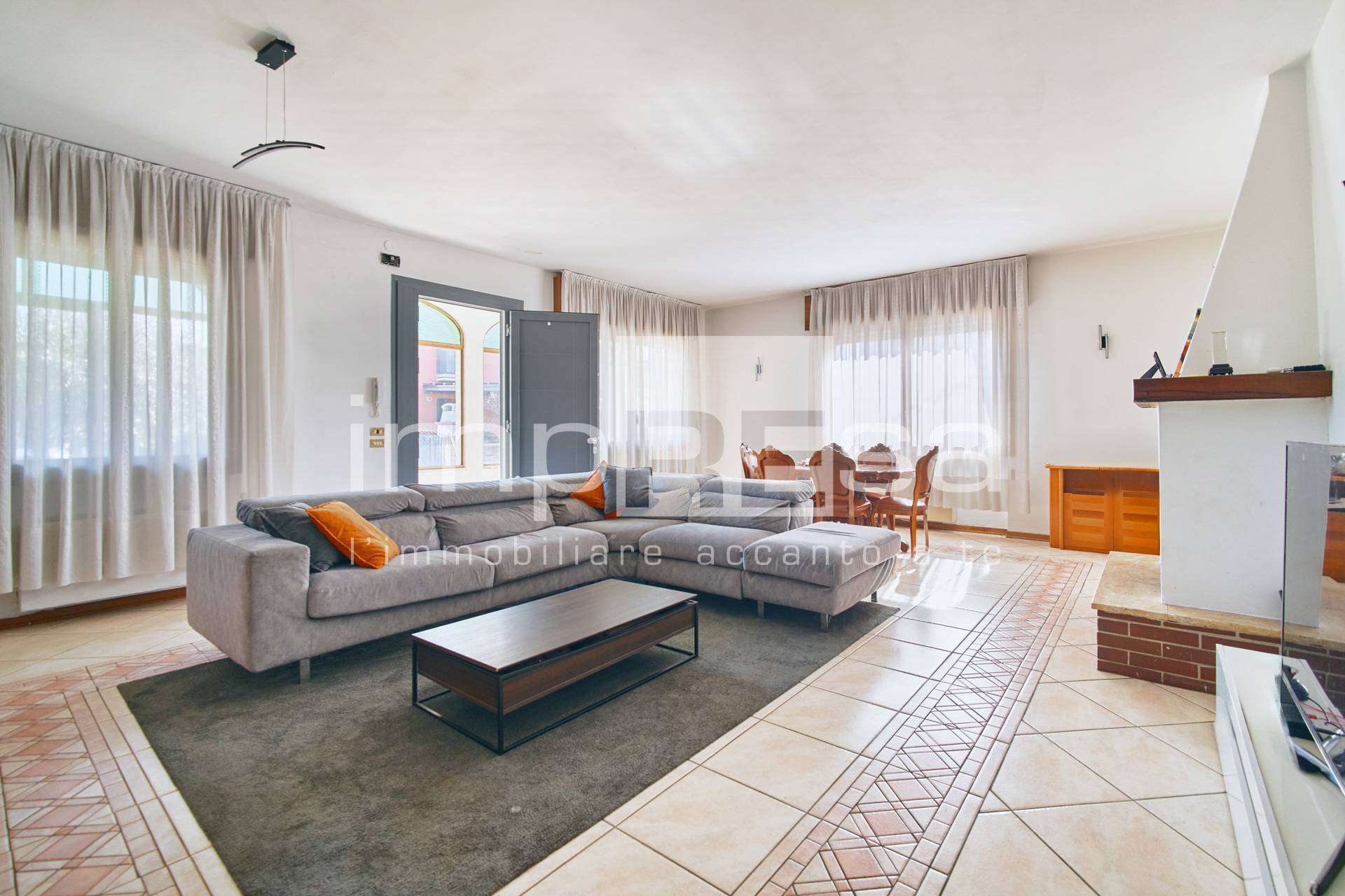 Abbinata/Bifamiliare in vendita a San Biagio di Callalta, Centro