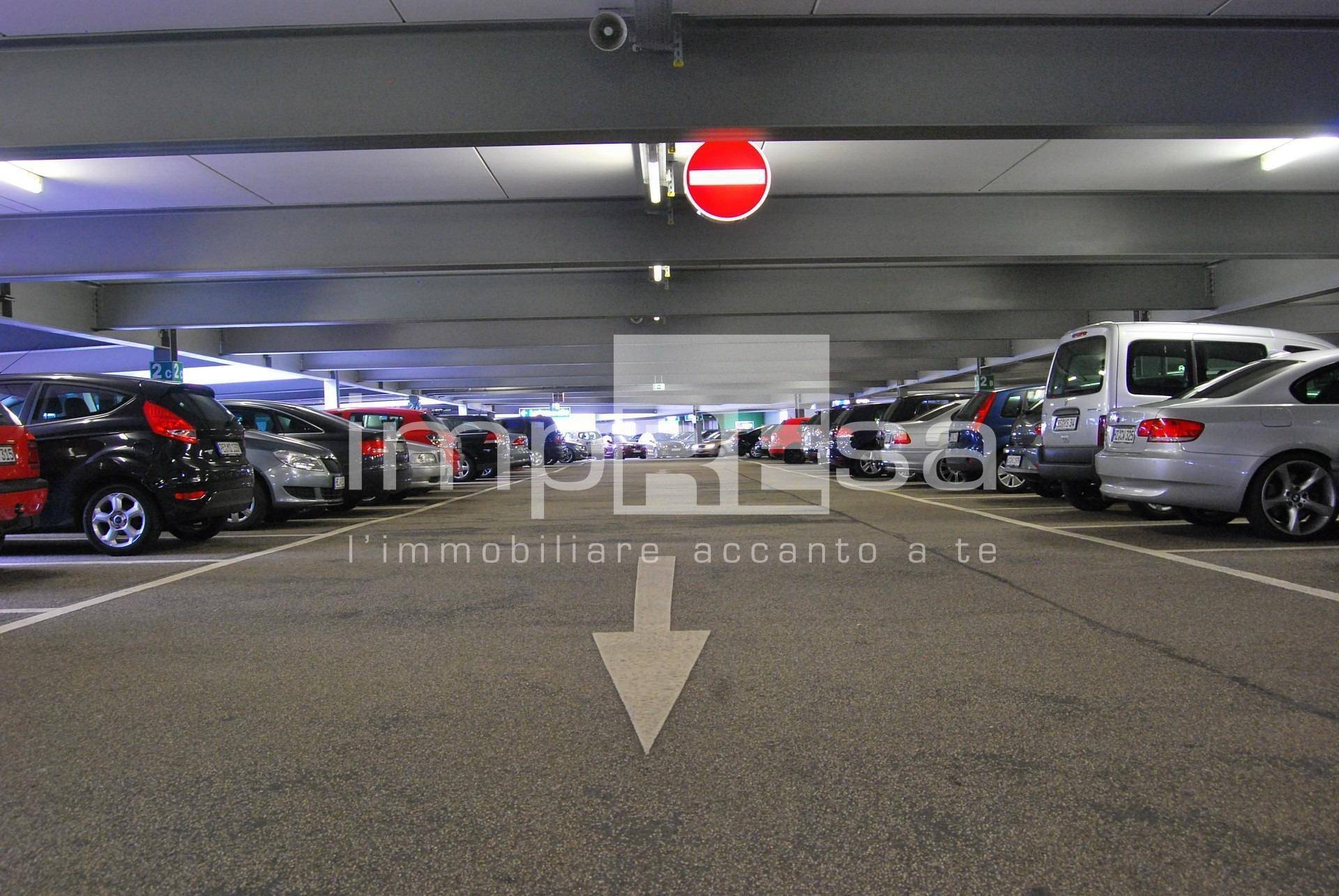 Garage in vendita a Silea, Lanzago