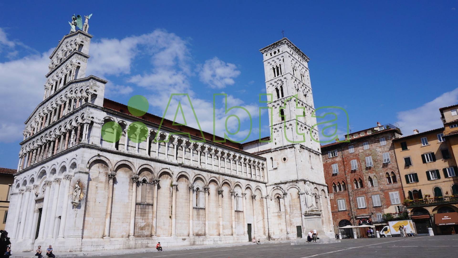 Negozio in vendita, Lucca centro storico