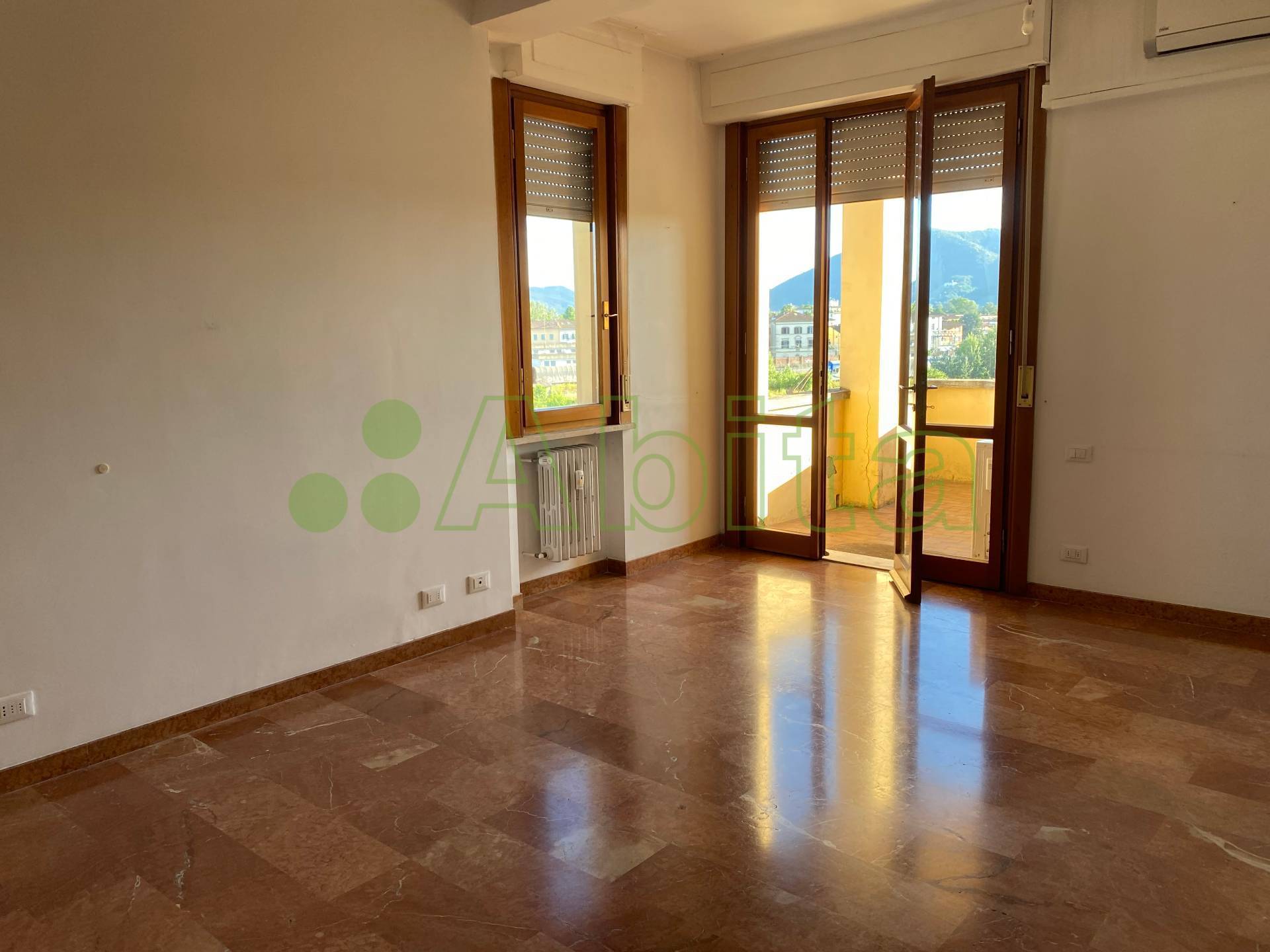 Appartamento con terrazzo, Lucca san concordio contrada