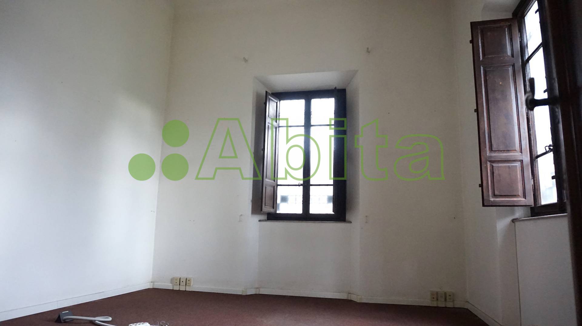 Studio/Ufficio in vendita a Lucca, San Concordio Contrada