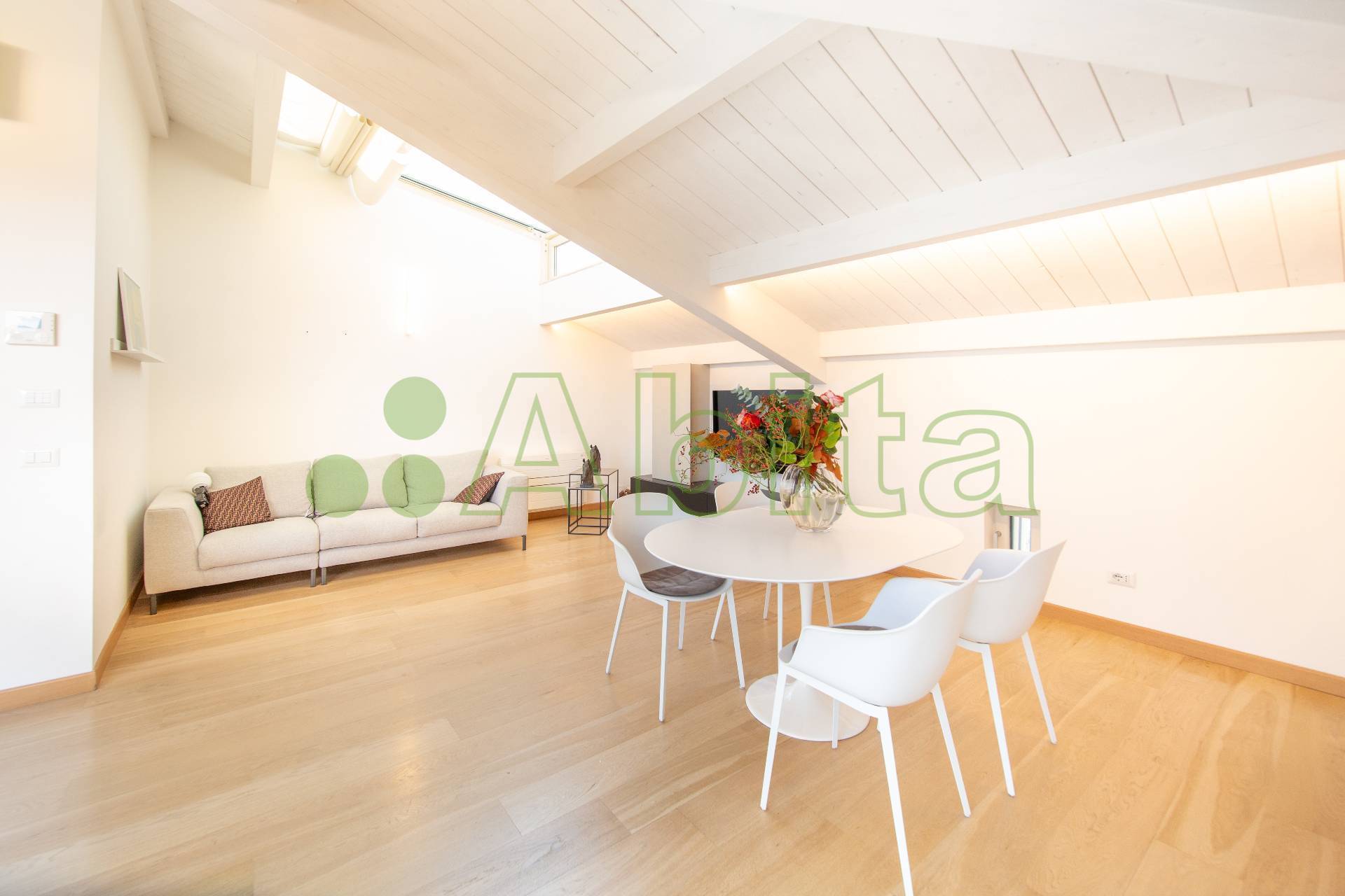 Appartamento in affitto a Lucca, Centro storico