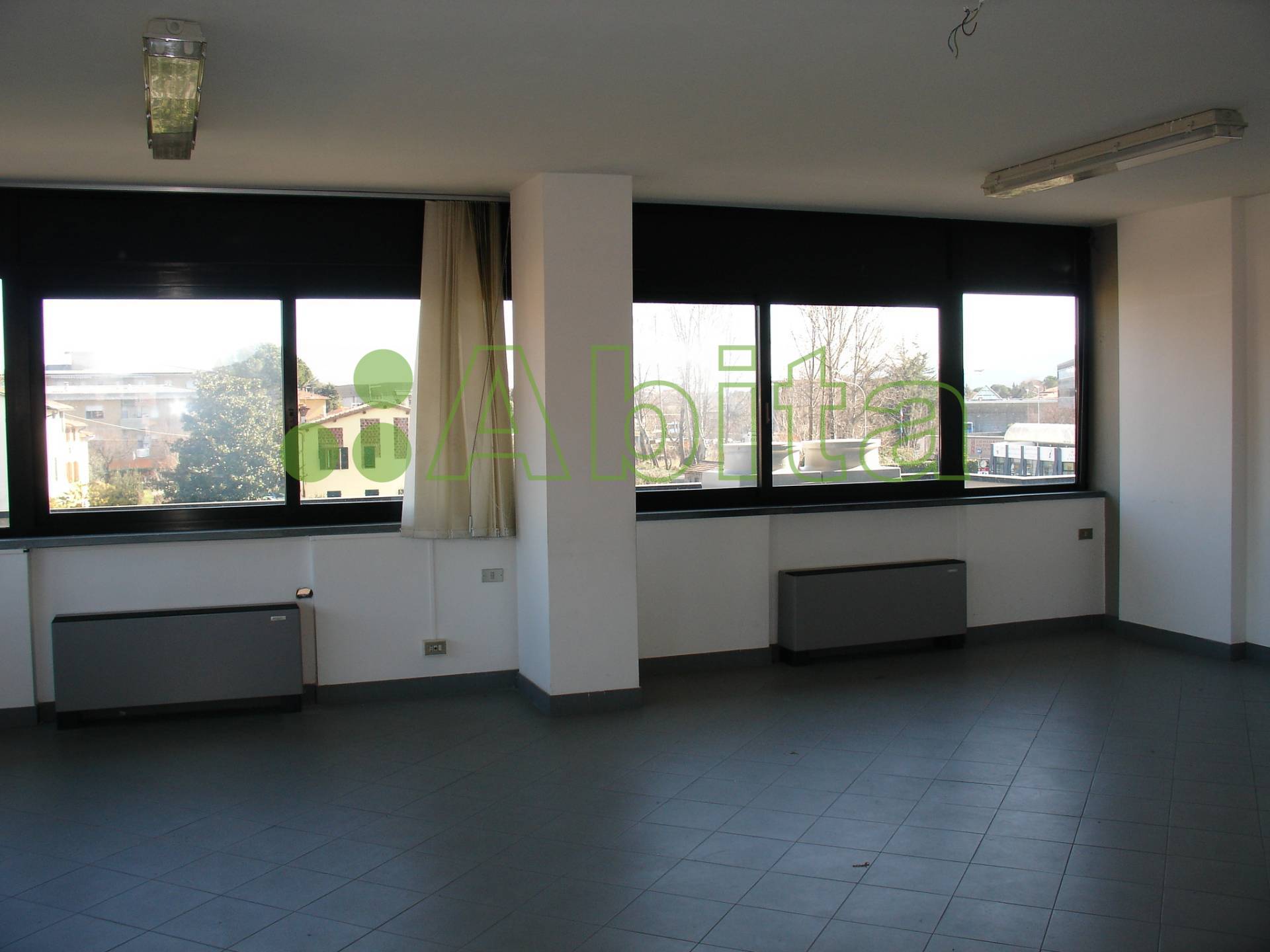 Studio/Ufficio in vendita a Lucca, Sant'Anna