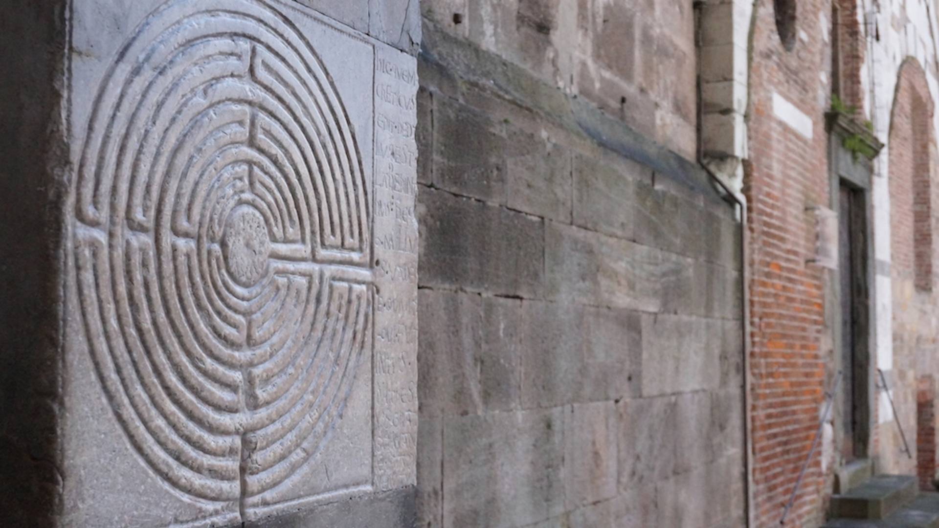 Locale commerciale in affitto a Lucca, Centro storico