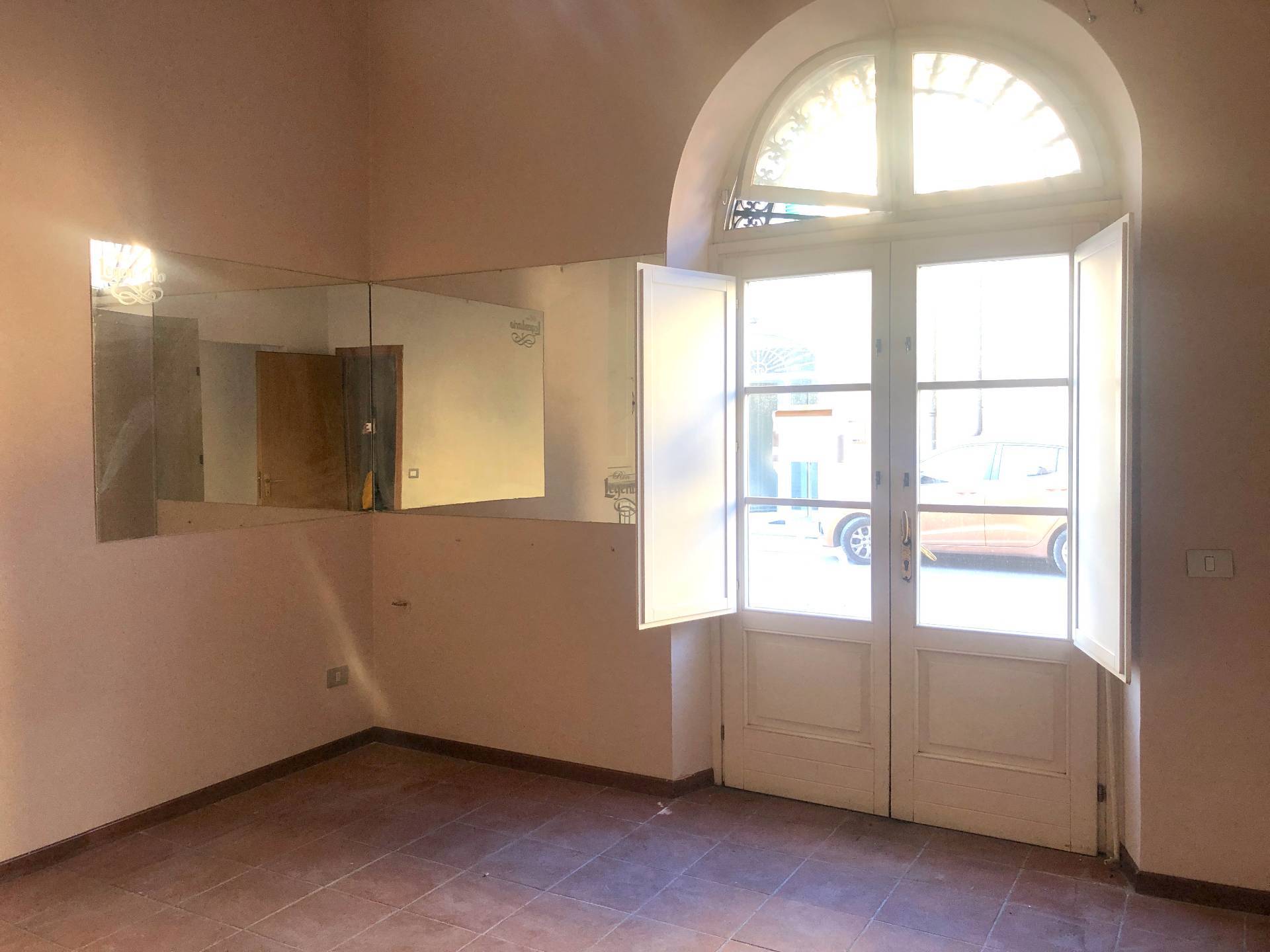 Studio/Ufficio in vendita a Lucca, Borgo Giannotti