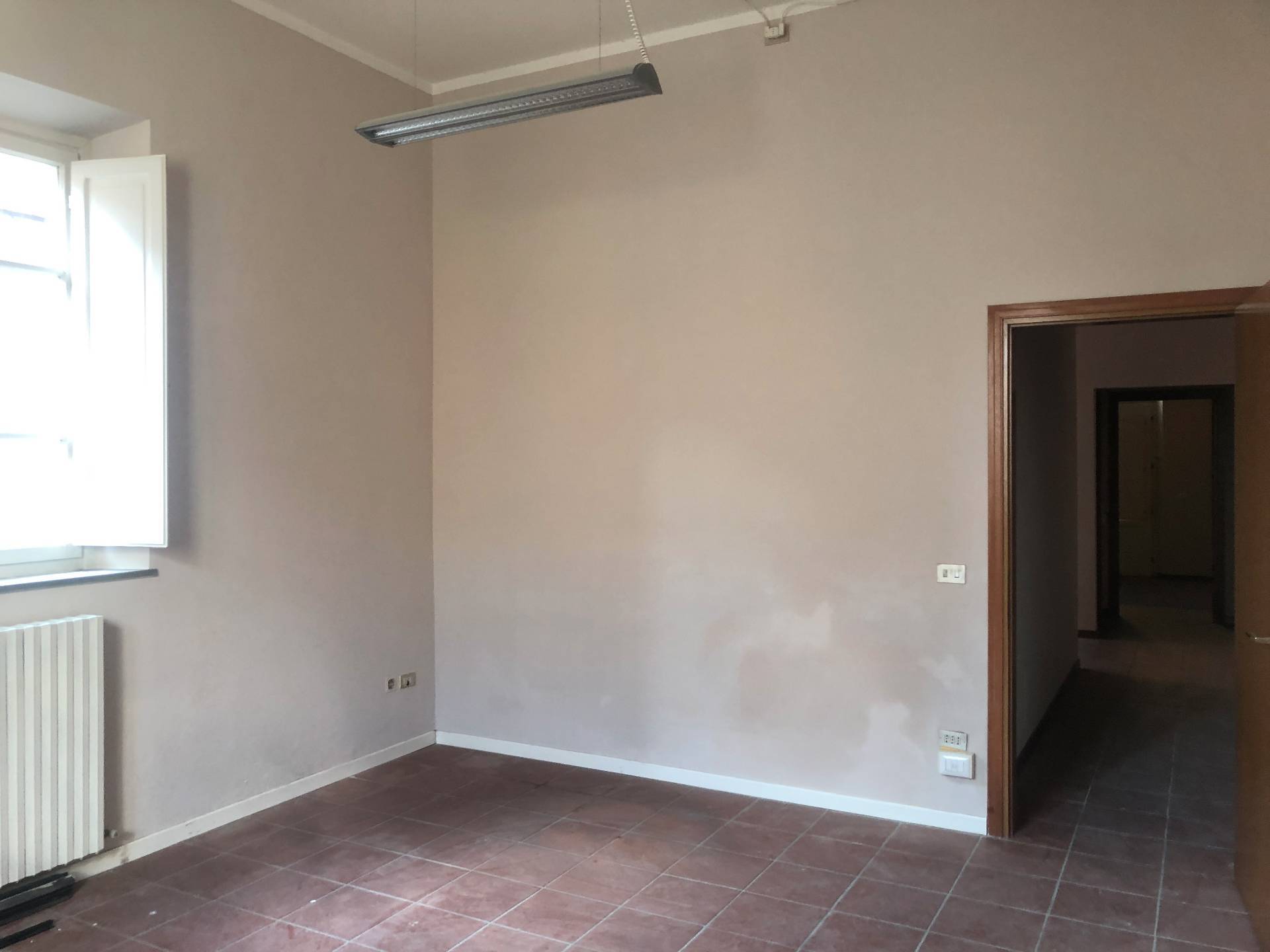 Studio/Ufficio in vendita a Lucca, Borgo Giannotti