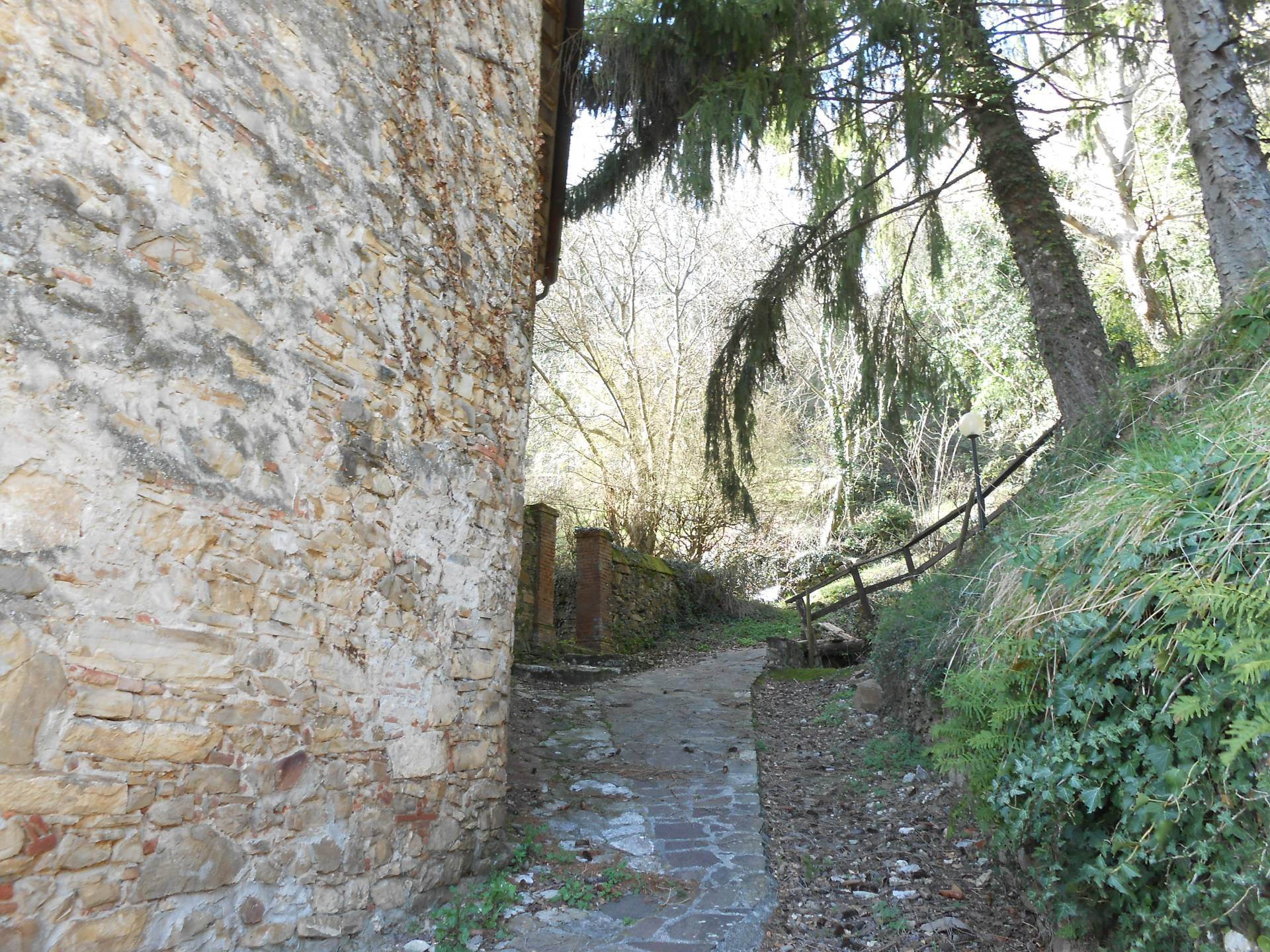 Rustico in vendita a Lucca, La Cappella