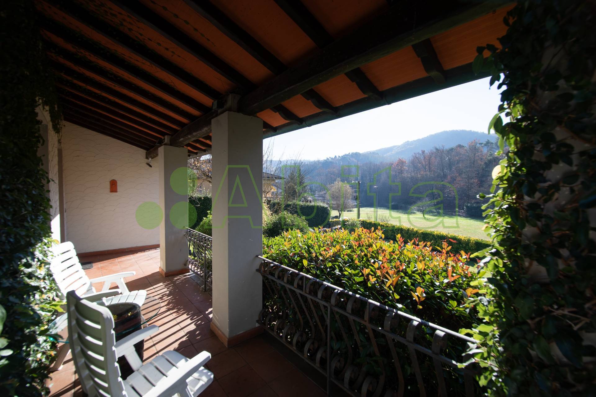 Villa in vendita a Pescaglia, Monsagrati