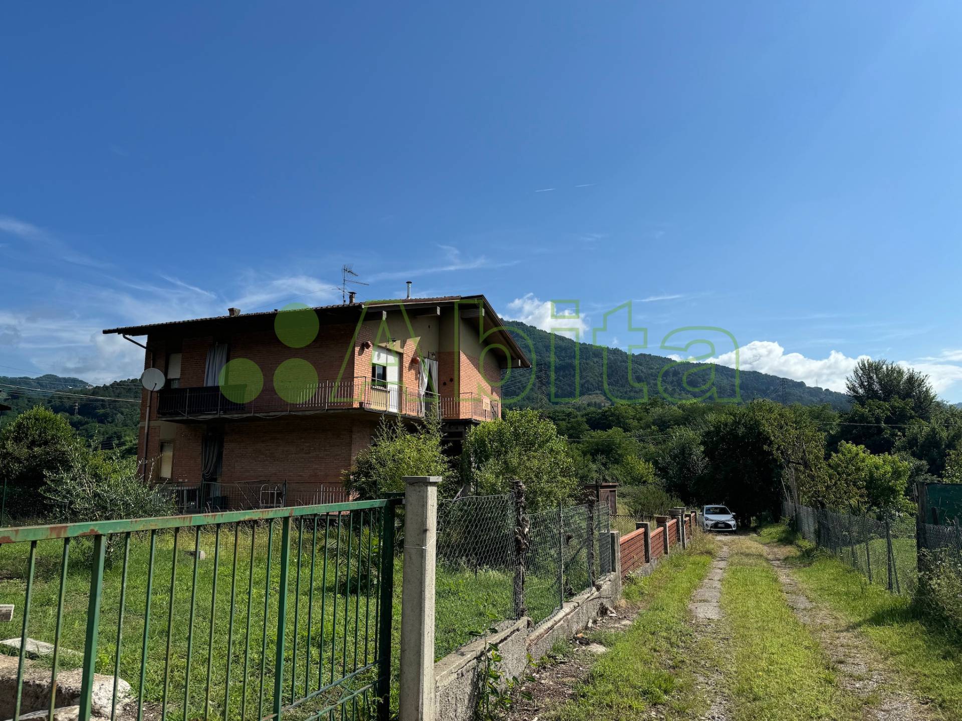 Appartamento in vendita a Borgo a Mozzano, Piano della Rocca