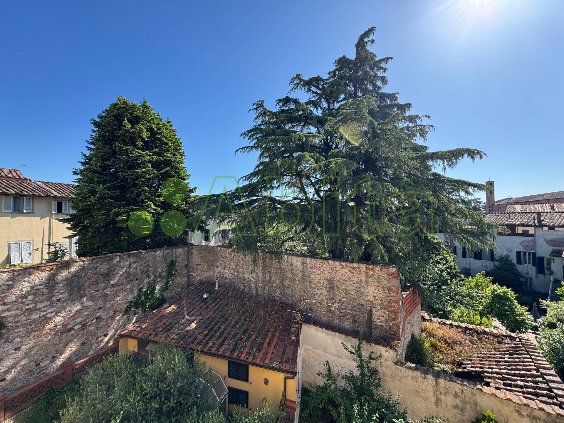 Appartamento in vendita a Lucca, Centro storico