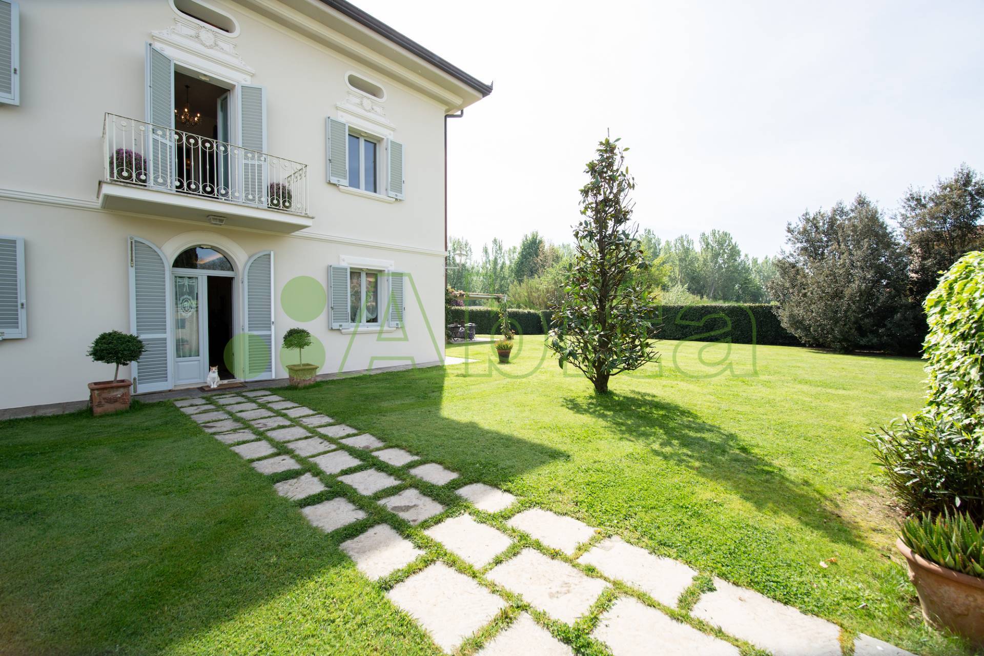 Villa in vendita a Capannori, Camigliano