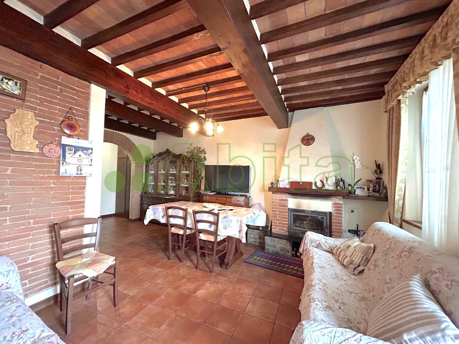 Appartamento in vendita a Lucca, Borgo Giannotti