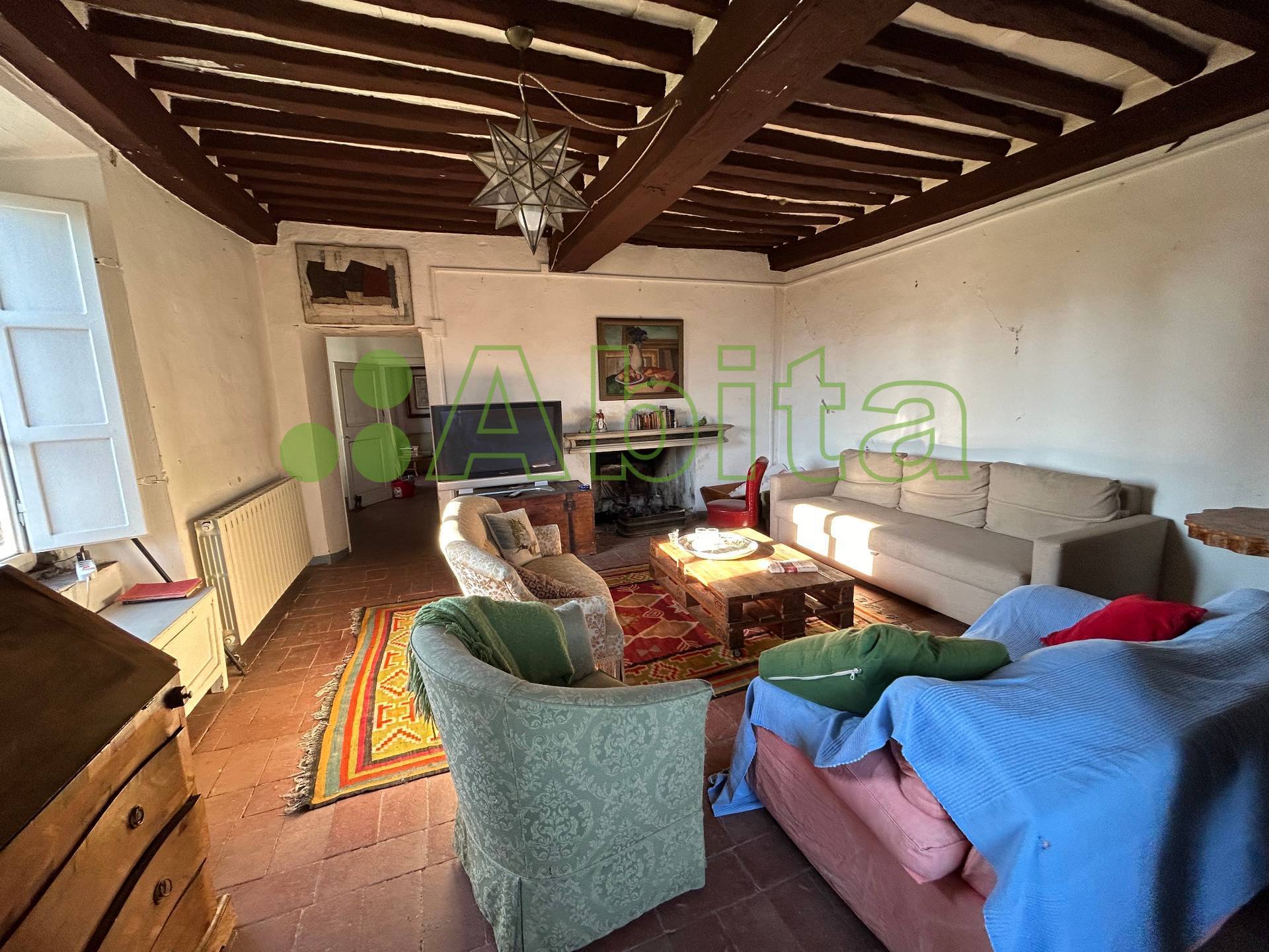 Rustico in vendita a Capannori, Tofori