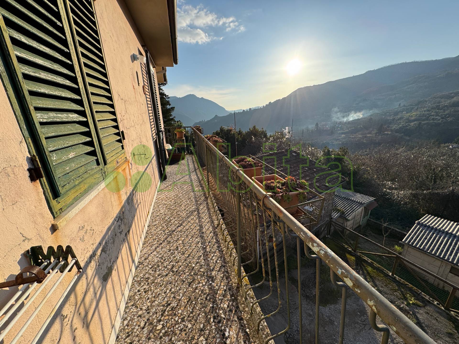 Appartamento in vendita a Borgo a Mozzano, ONETA
