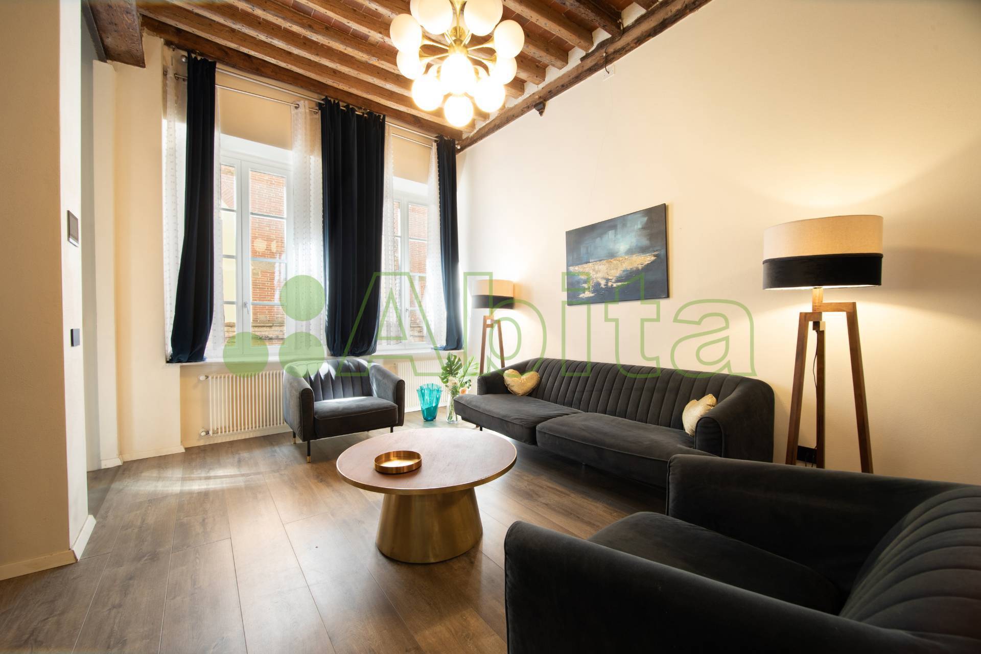 Appartamento in vendita a Lucca, Centro storico