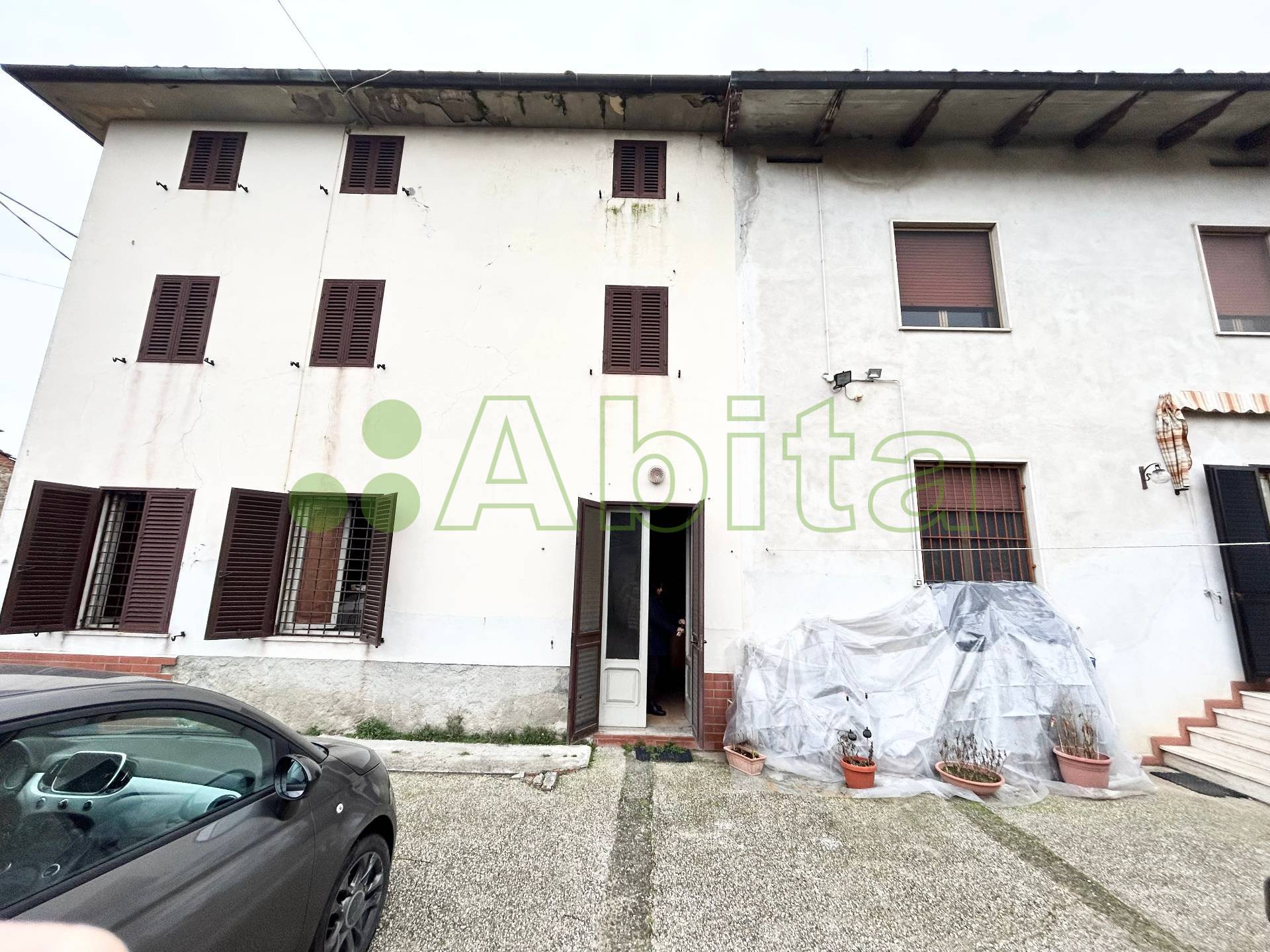 Porzione di rustico in vendita a Porcari