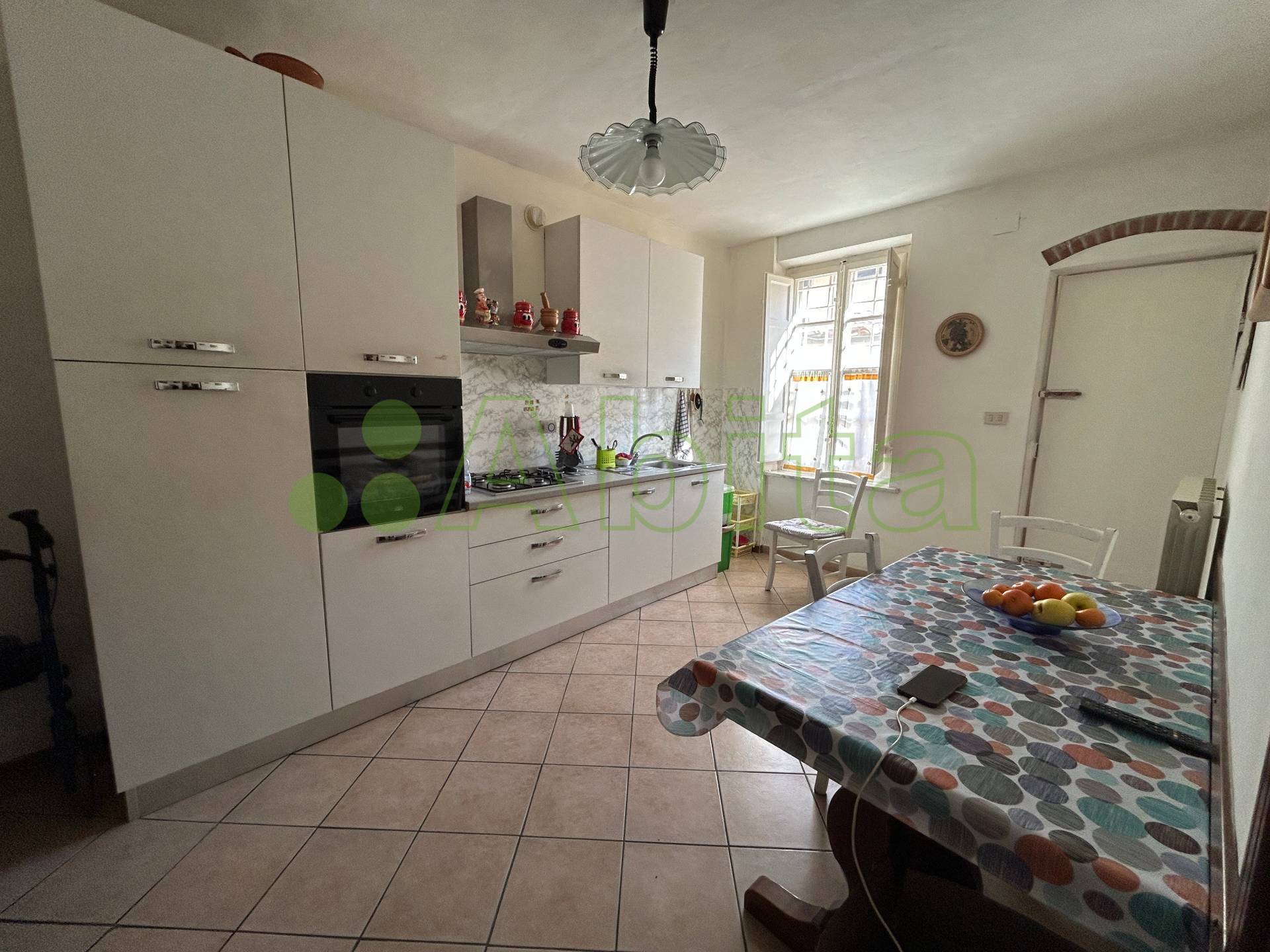 Finale di corte in vendita a Lucca, San Filippo