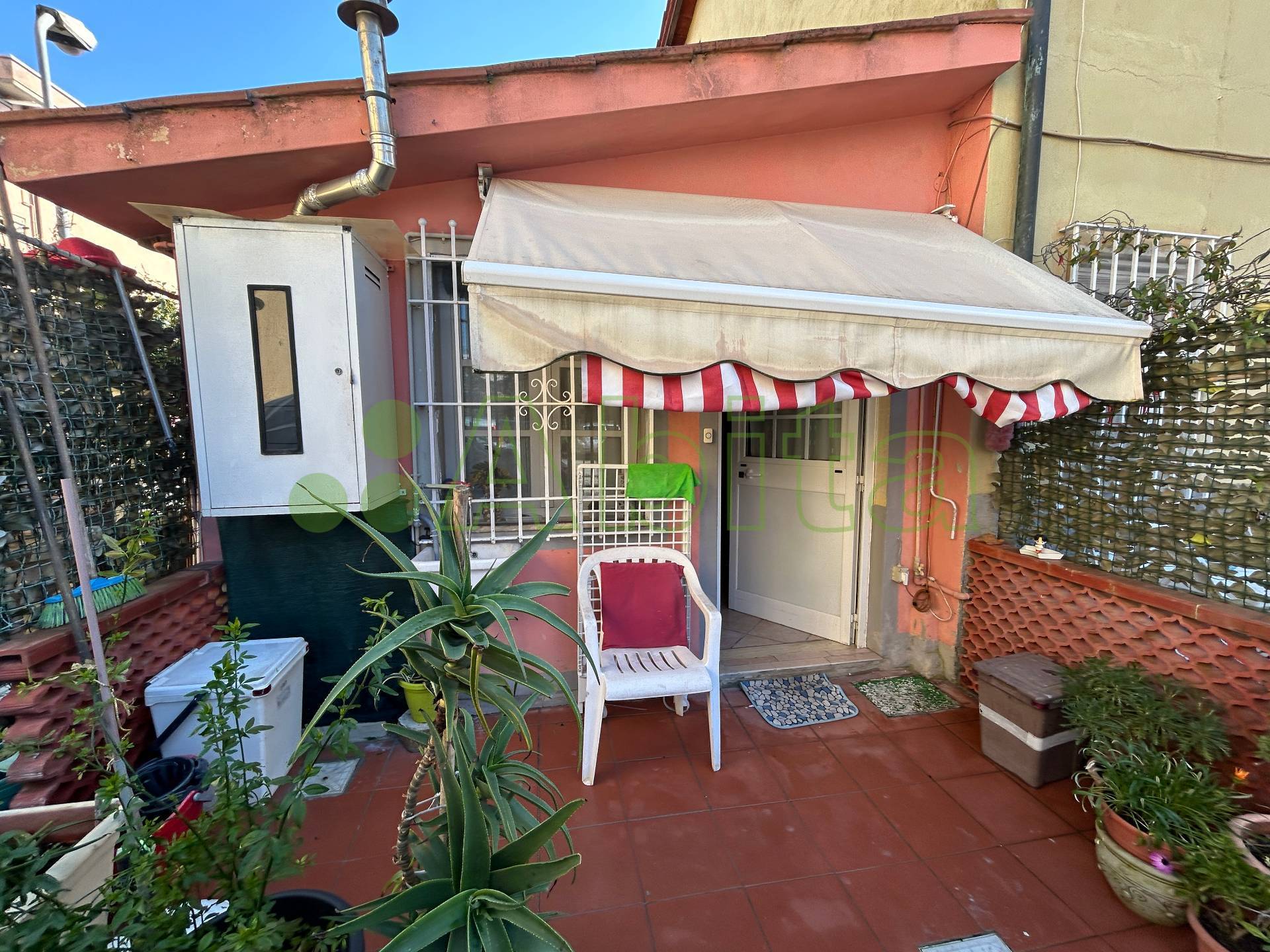 Finale di corte in vendita a Lucca, San Filippo