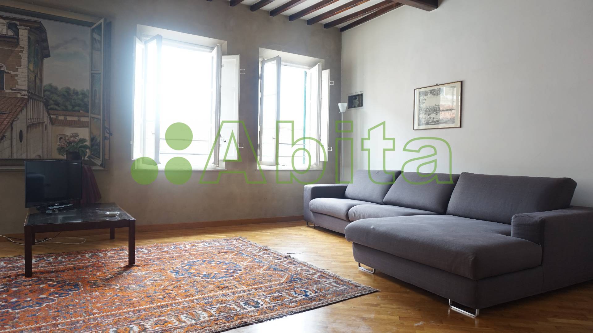 Appartamento in vendita a Lucca, Centro storico