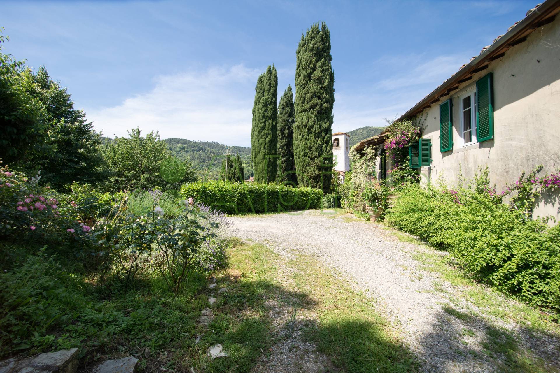 Rustico in vendita a Lucca, Vicopelago