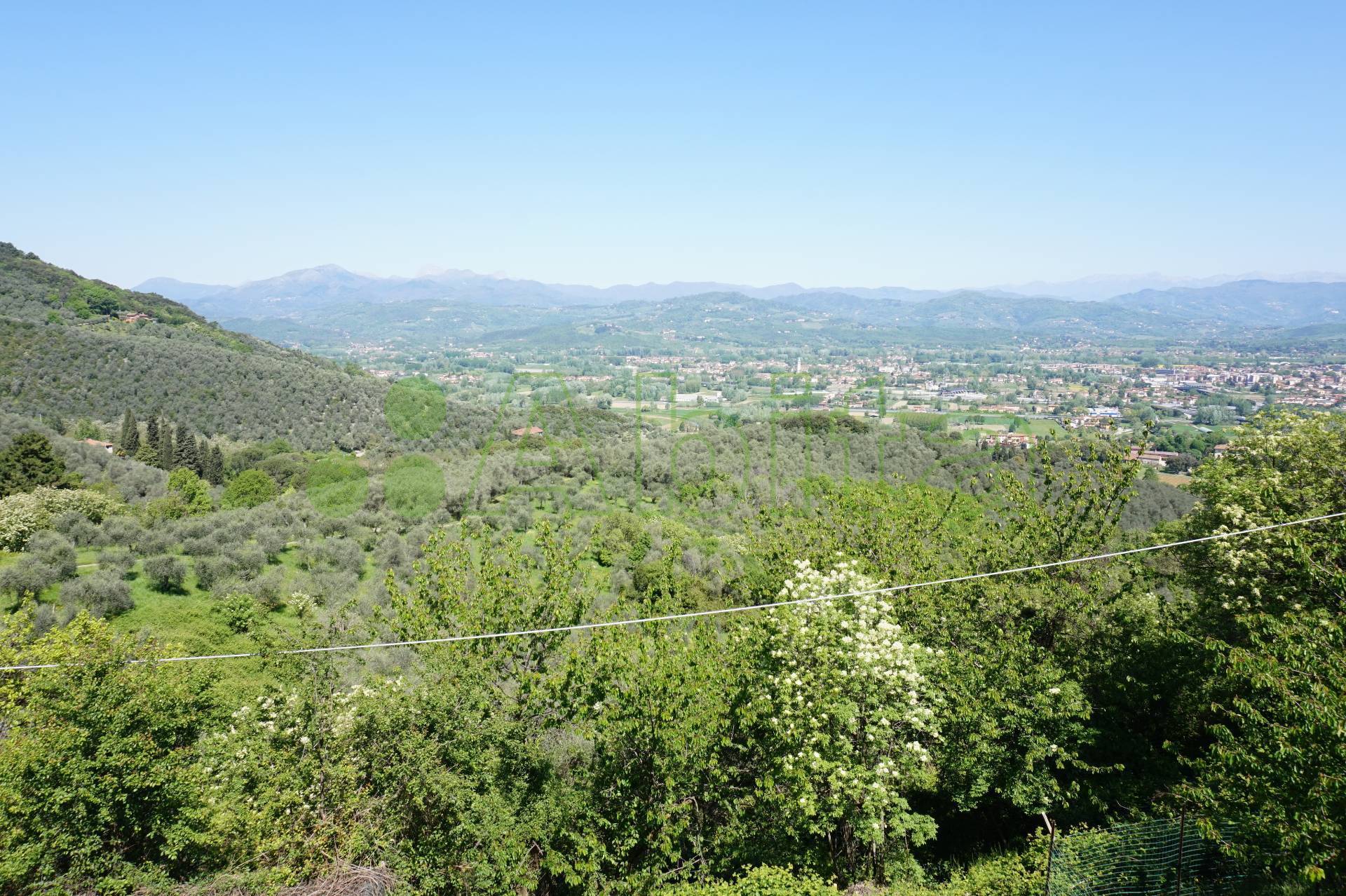 Rustico in vendita a Lucca, Vicopelago