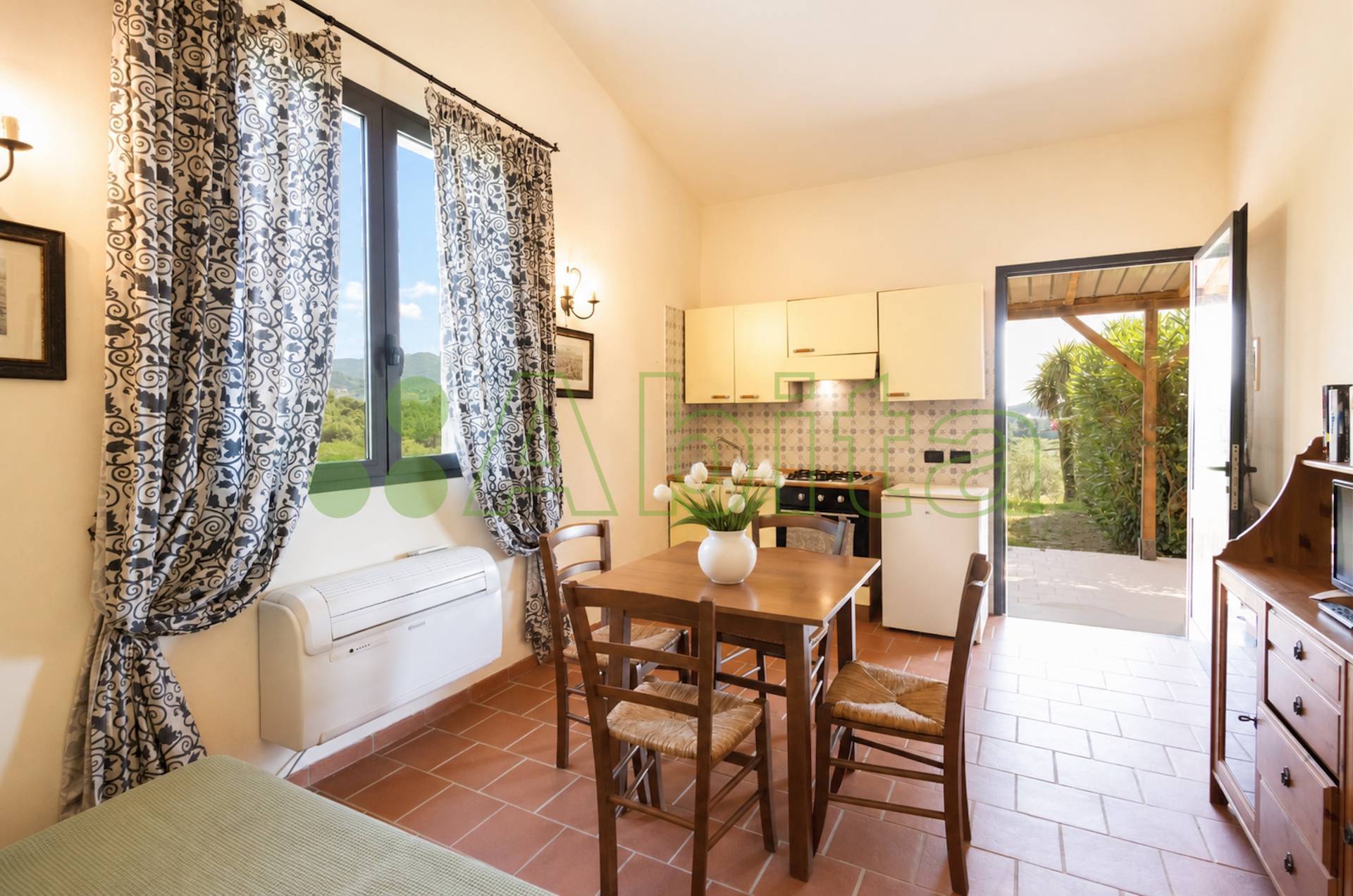 Appartamento con giardino in affitto a Capannori, Gragnano