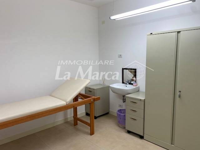 UFFICIO in affitto a Treviso, FUORI MURA