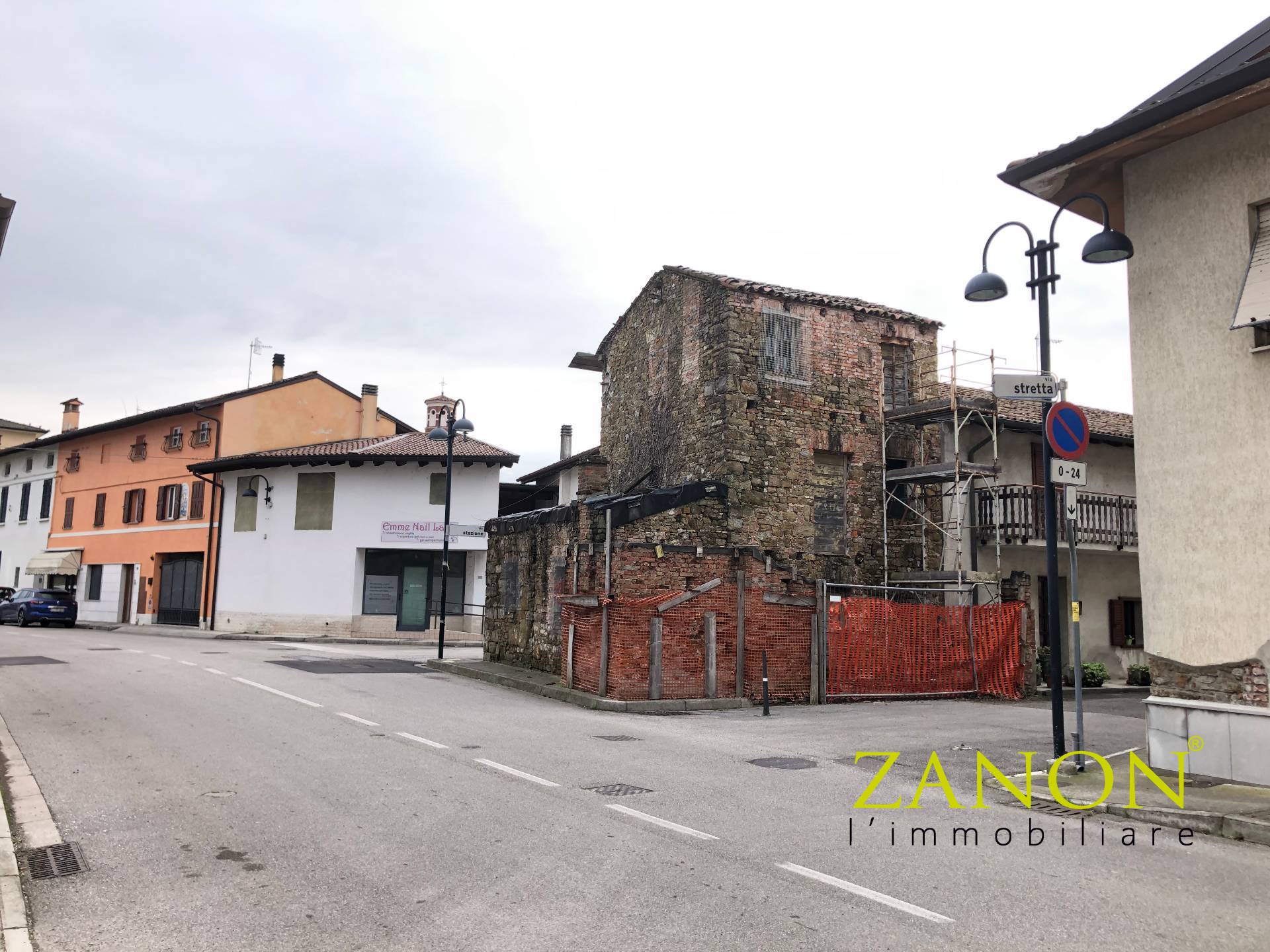 Casa accostata in vendita a Mossa