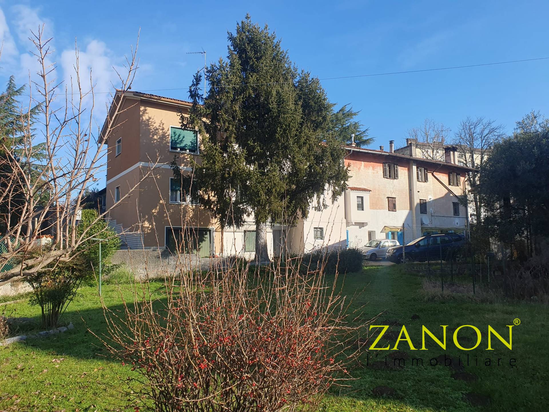 Stabile/Palazzo da ristrutturare a Gradisca d'Isonzo