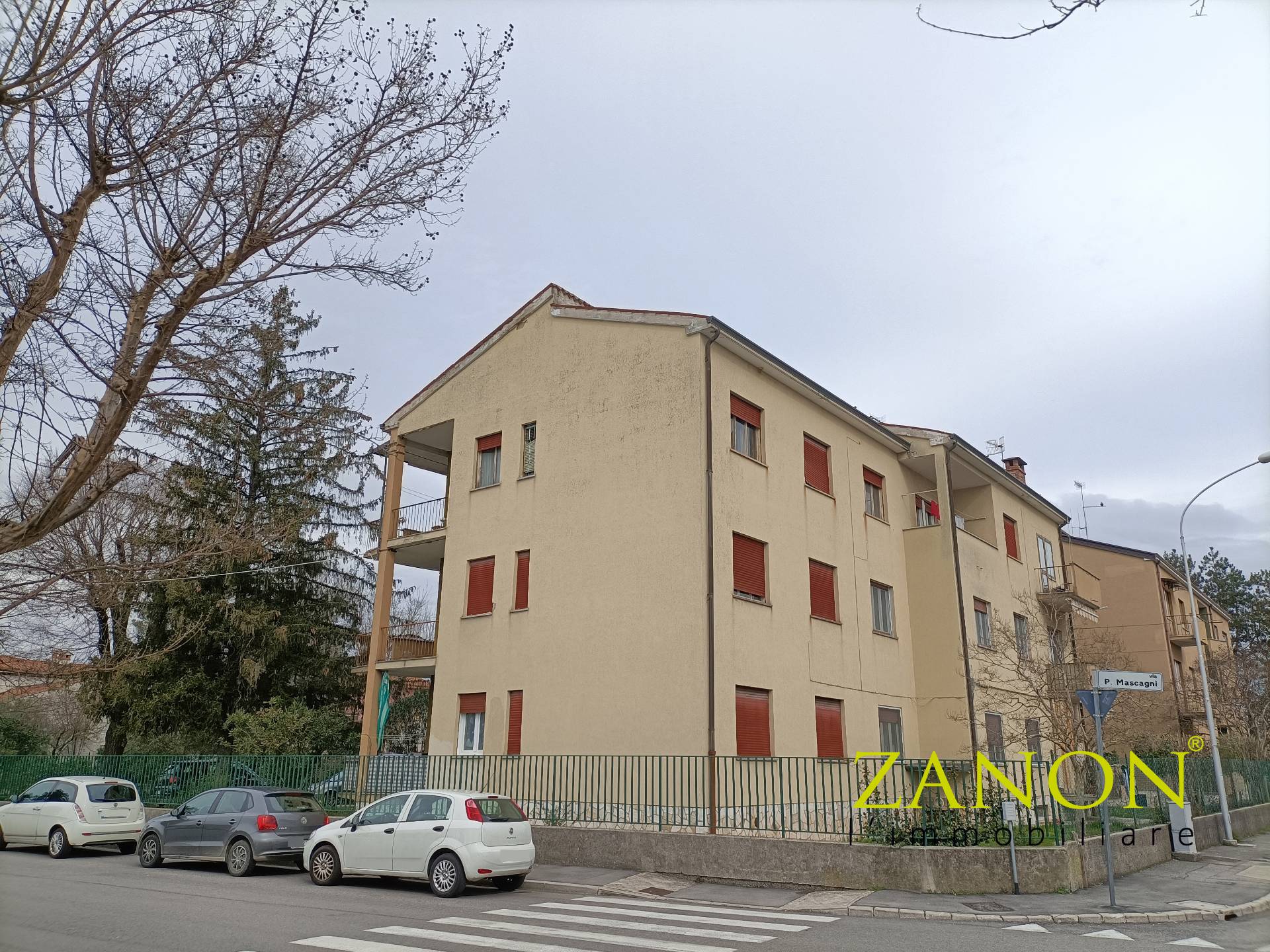 Appartamento con terrazzo a Gorizia