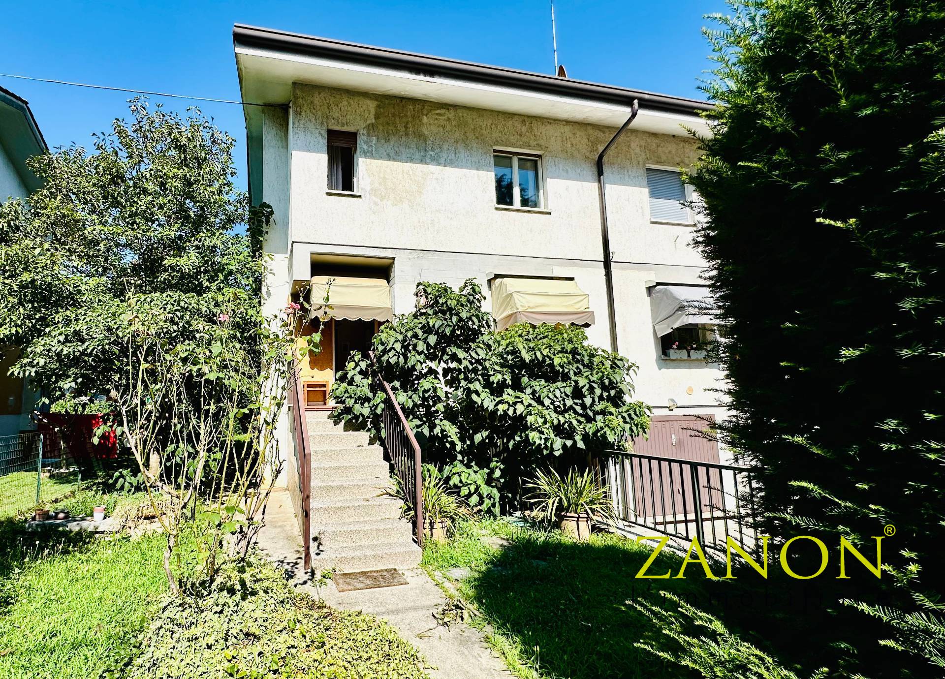 Casa indipendente con terrazzo, Cormons brazzano