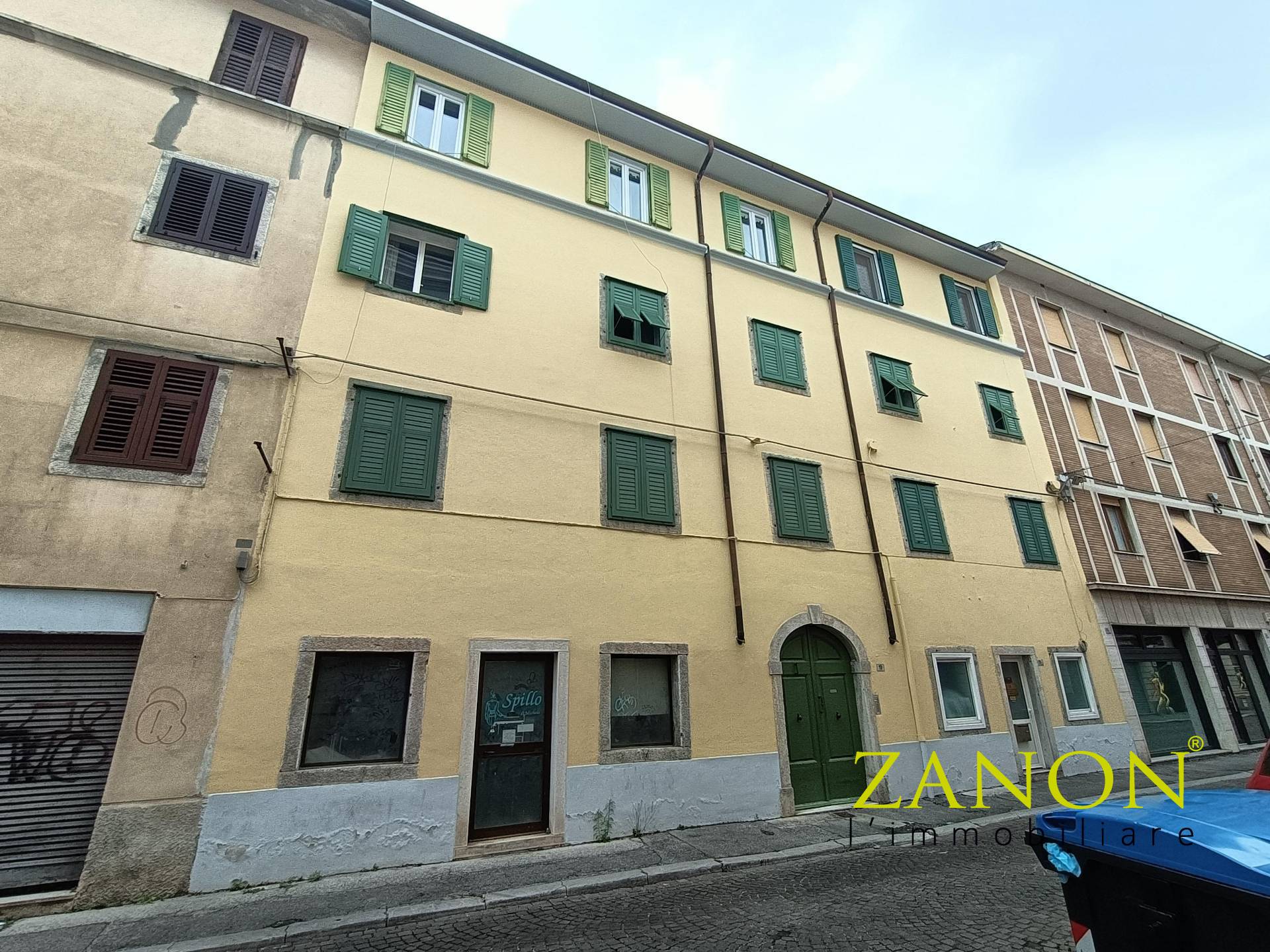 Appartamento in vendita a Gorizia, Centro storico