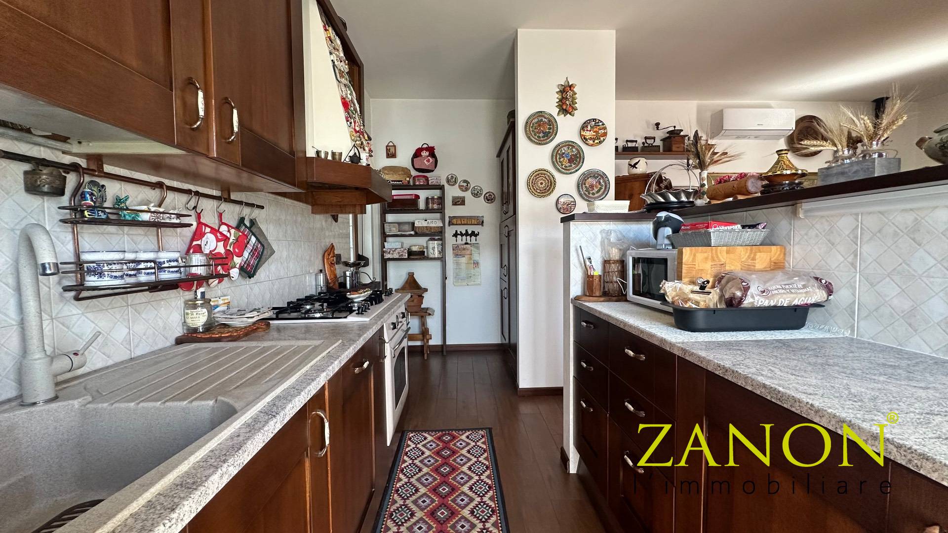 Casa bifamiliare in vendita a Savogna d'Isonzo