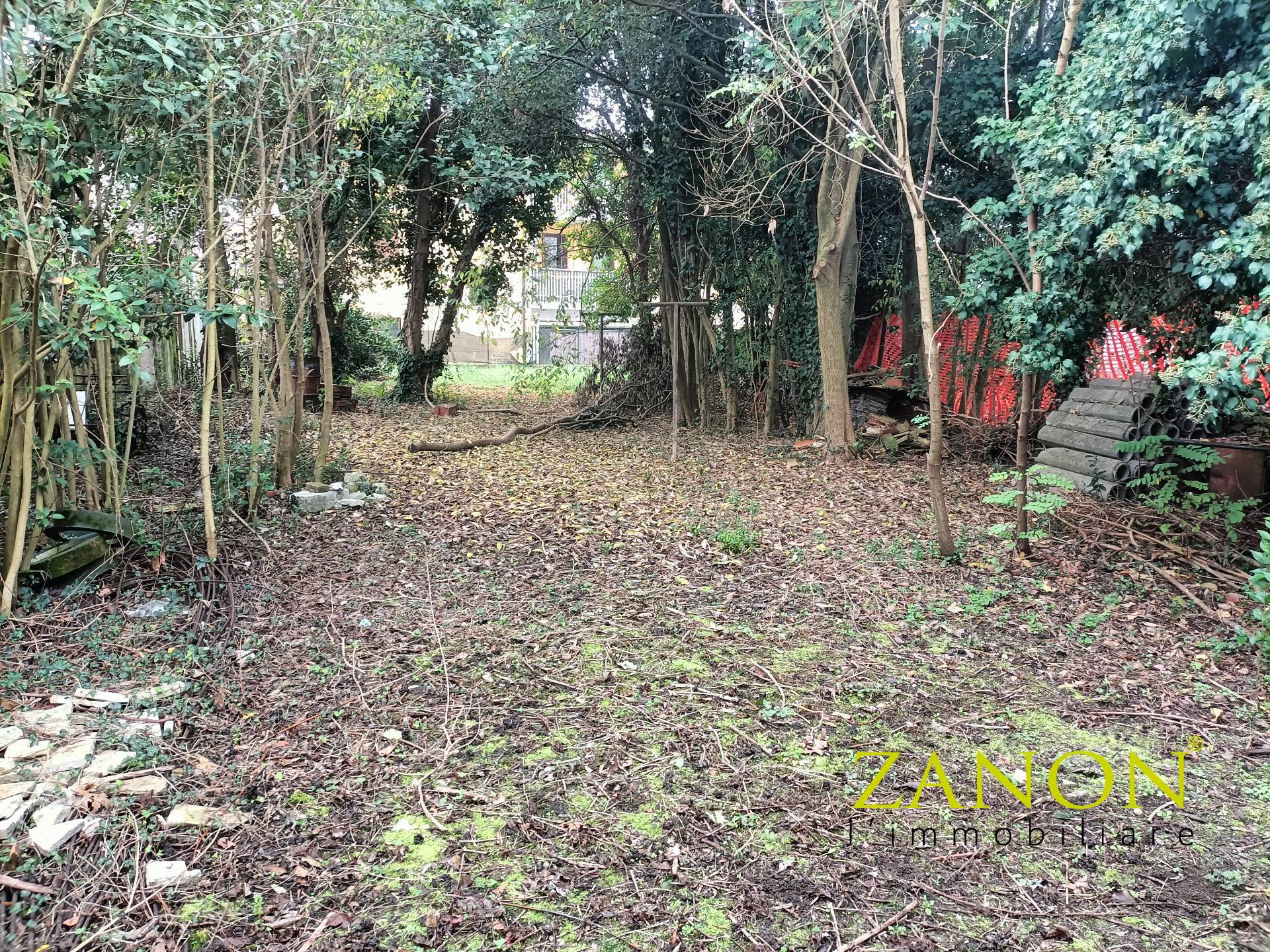 Compendio immobiliare in vendita a Sagrado