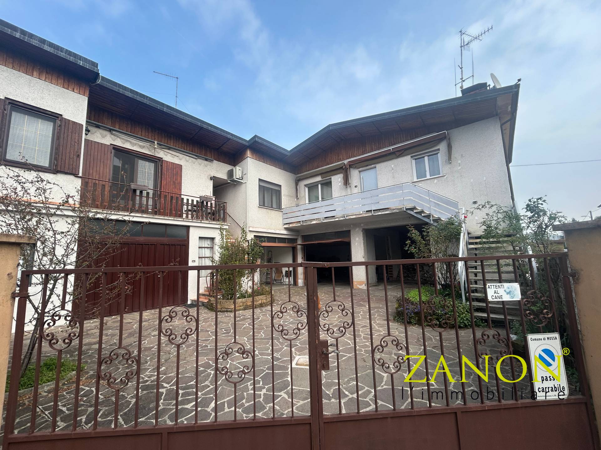 Appartamento in vendita a Mossa