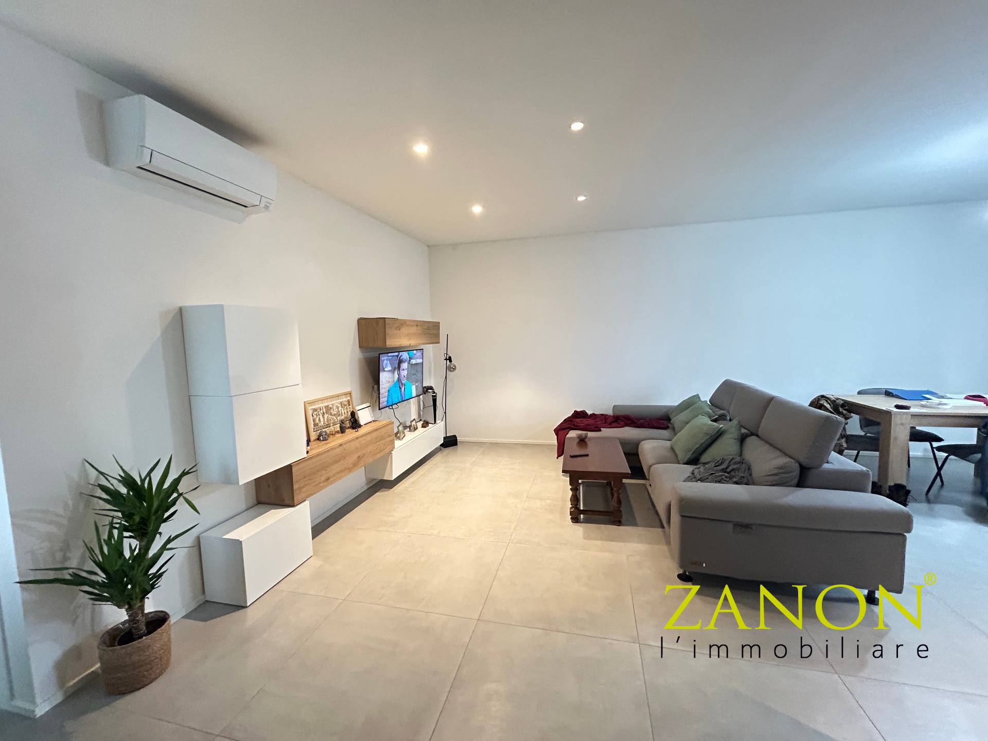 Appartamento in vendita a Mossa