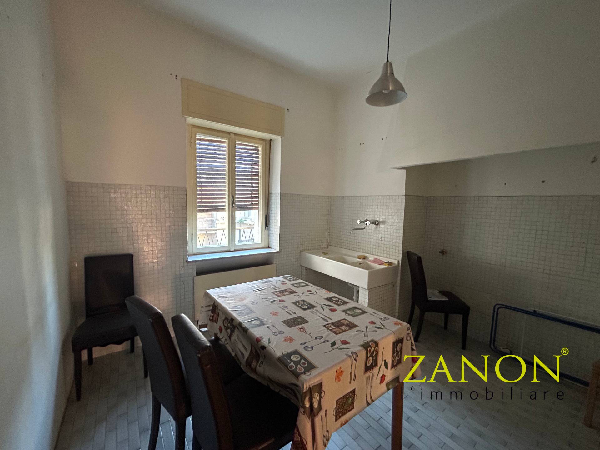 Appartamento in vendita a Gorizia, Centrale Corsi