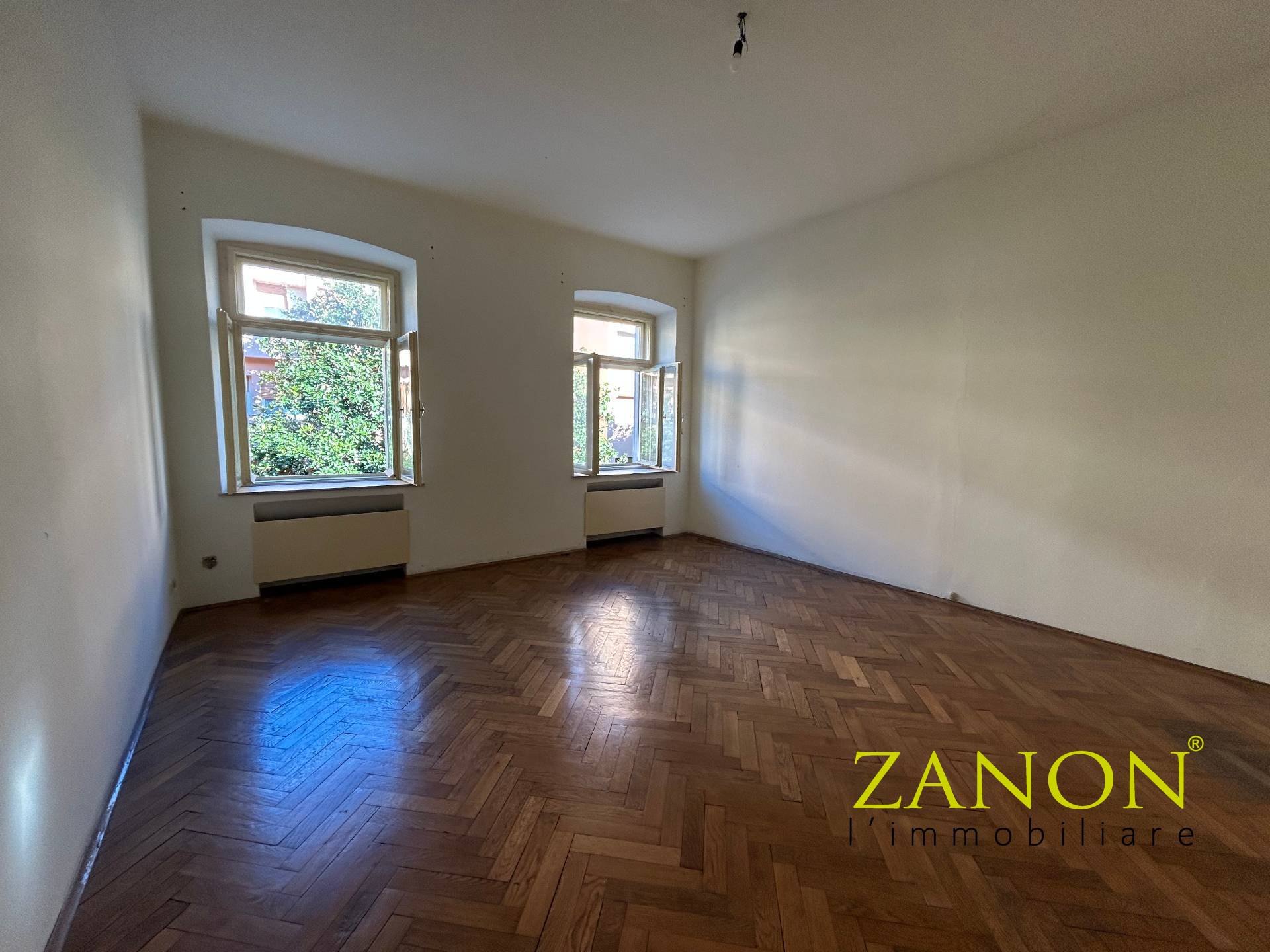 Palazzo / Stabile in vendita a Gorizia, Centrale Corsi