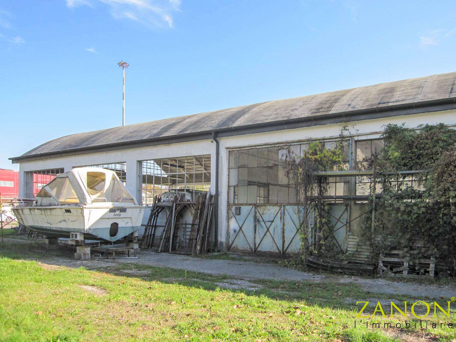 Capannone in vendita a Gorizia, Madonnina