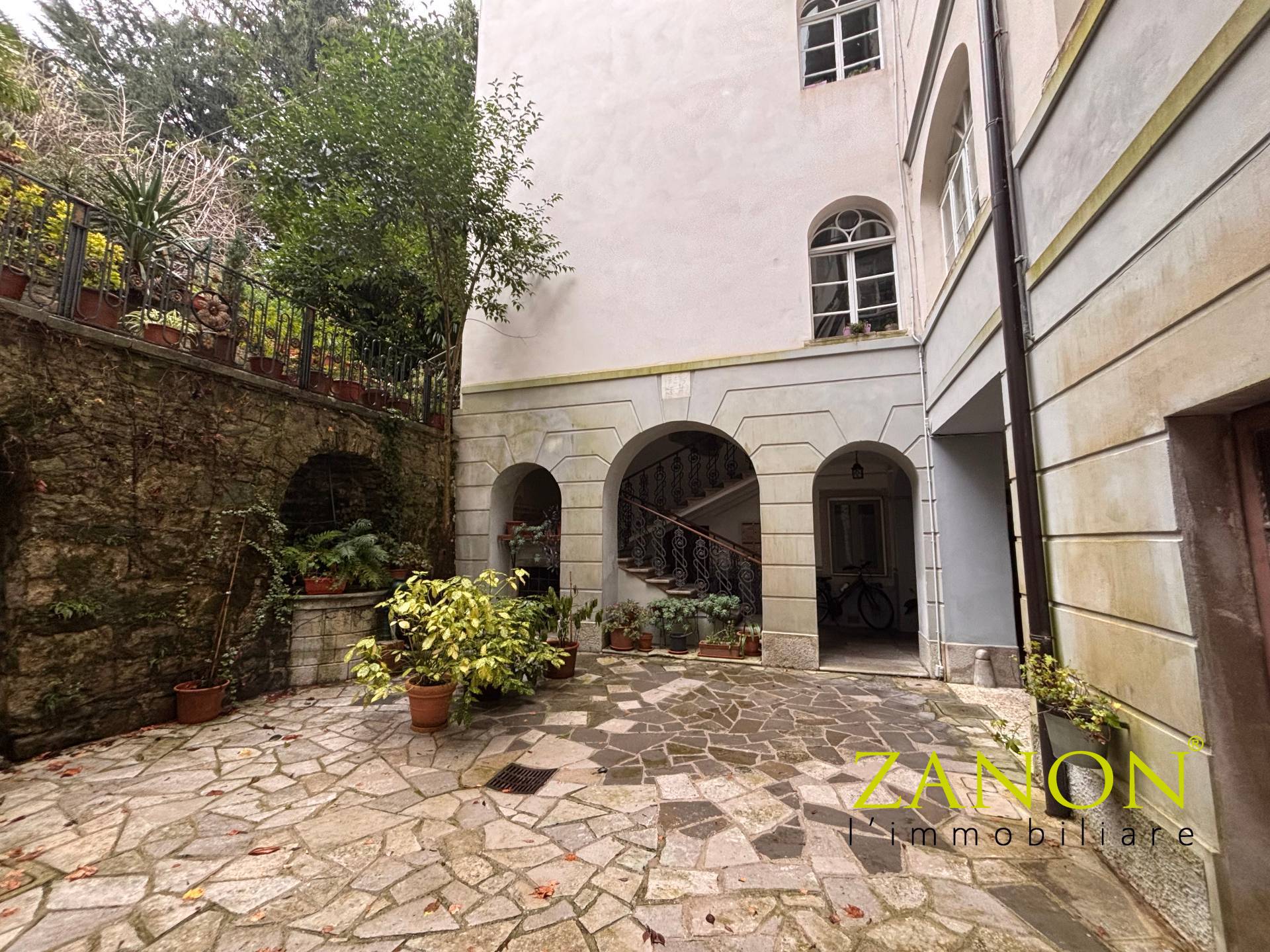 Appartamento in vendita a Gorizia, Centro storico