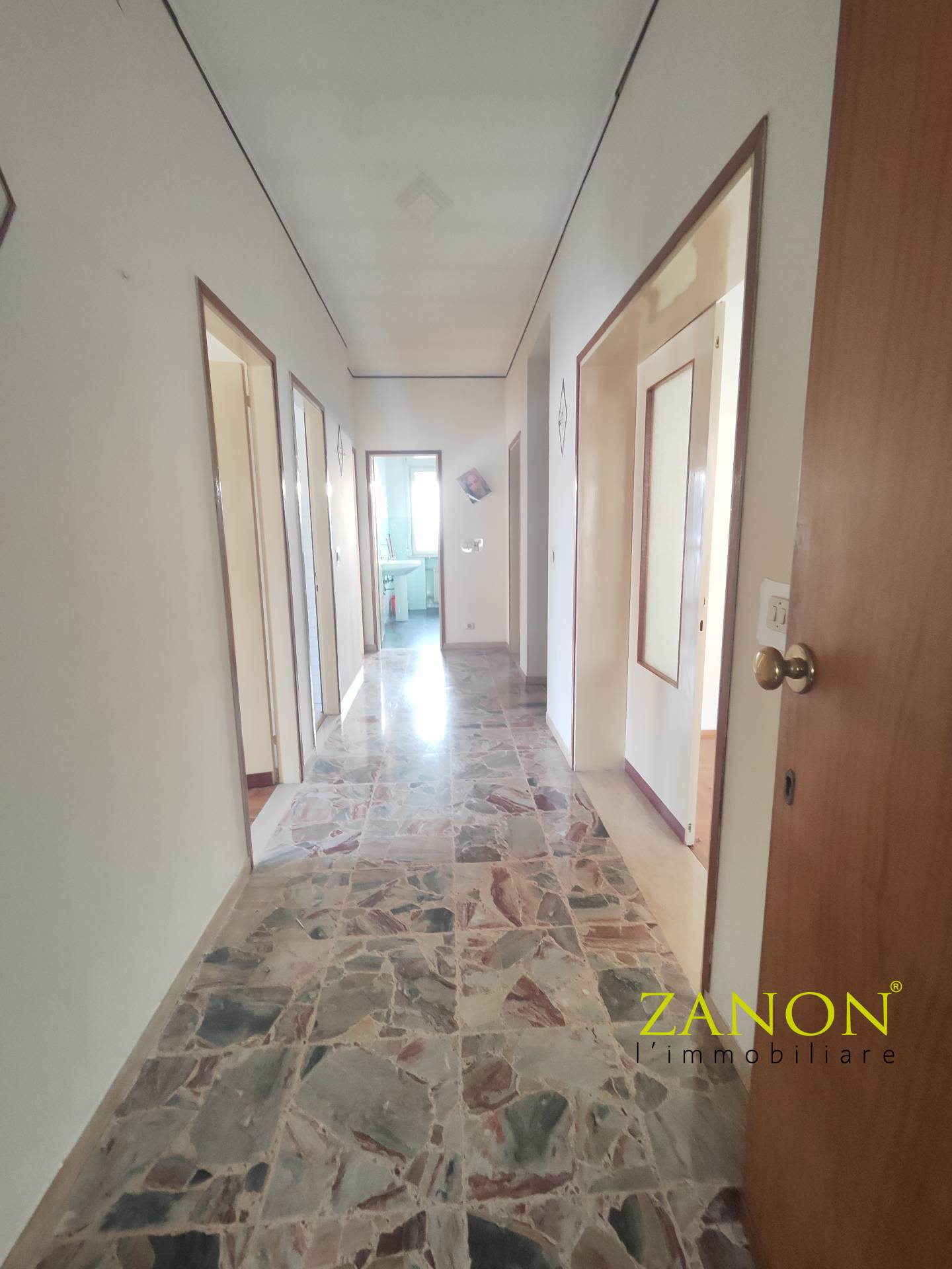 Appartamento in vendita a Gorizia, Centrale Corsi