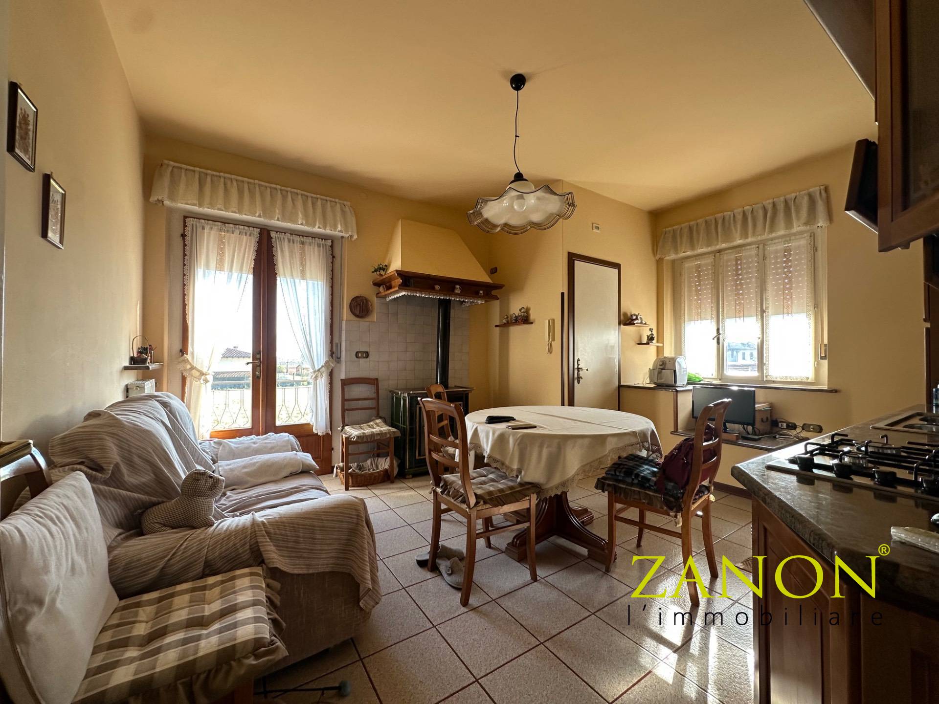 Villa singola in vendita a Cormons, Borgnano