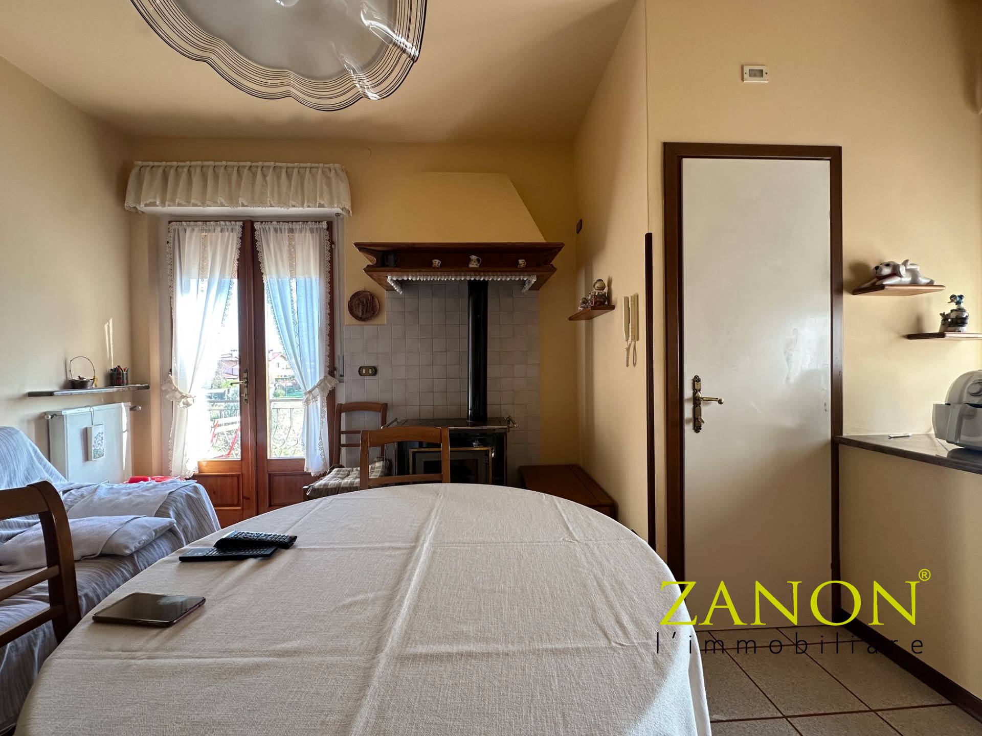 Villa singola in vendita a Cormons, Borgnano