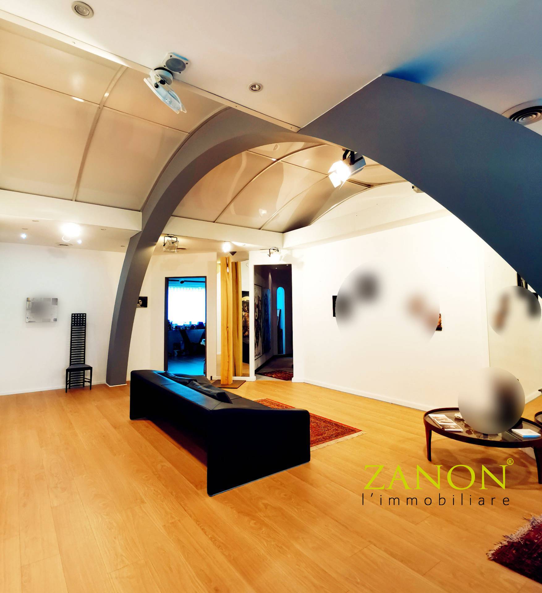 Locale commerciale in vendita a Corno di Rosazzo