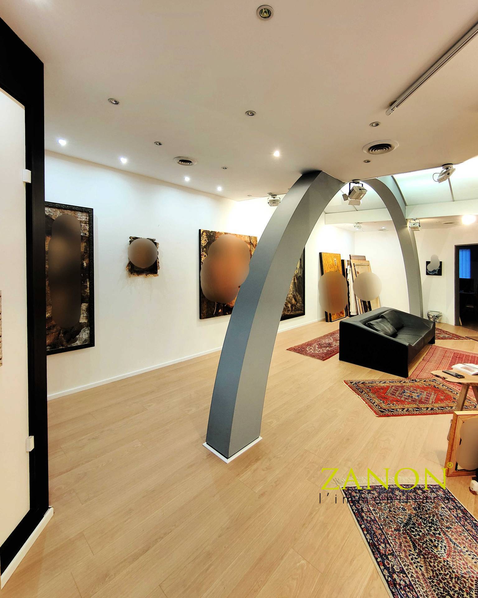 Locale commerciale in vendita a Corno di Rosazzo