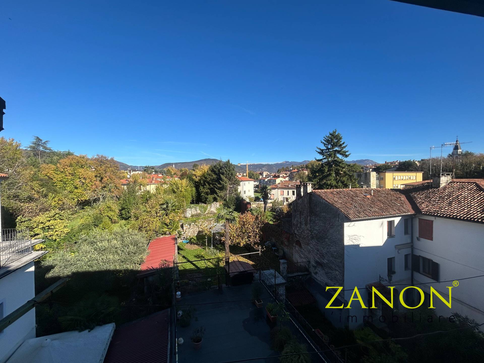 Appartamento in vendita a Gorizia, Piazzutta