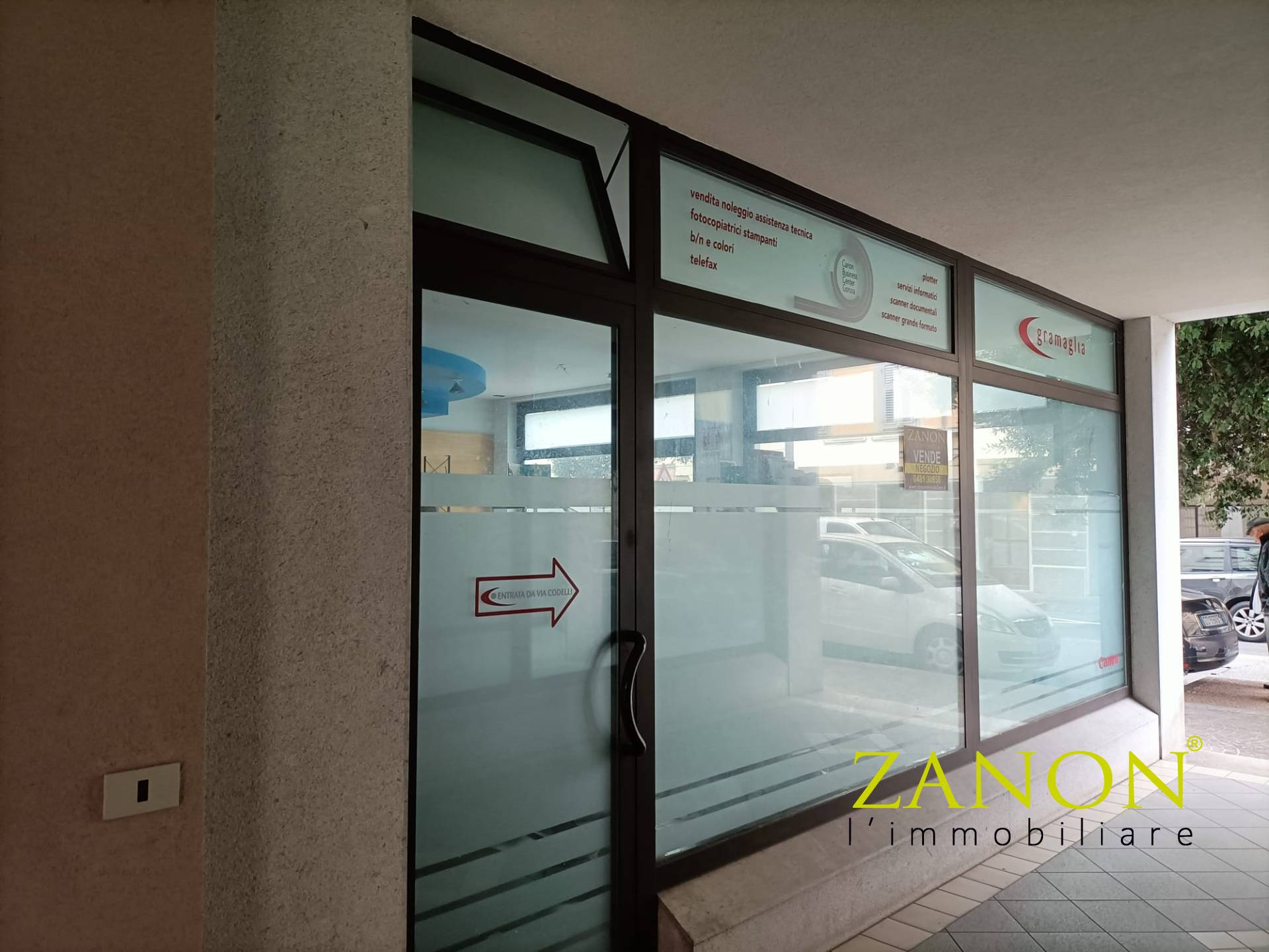 Locale commerciale in affitto a Gorizia, Centrale Corsi