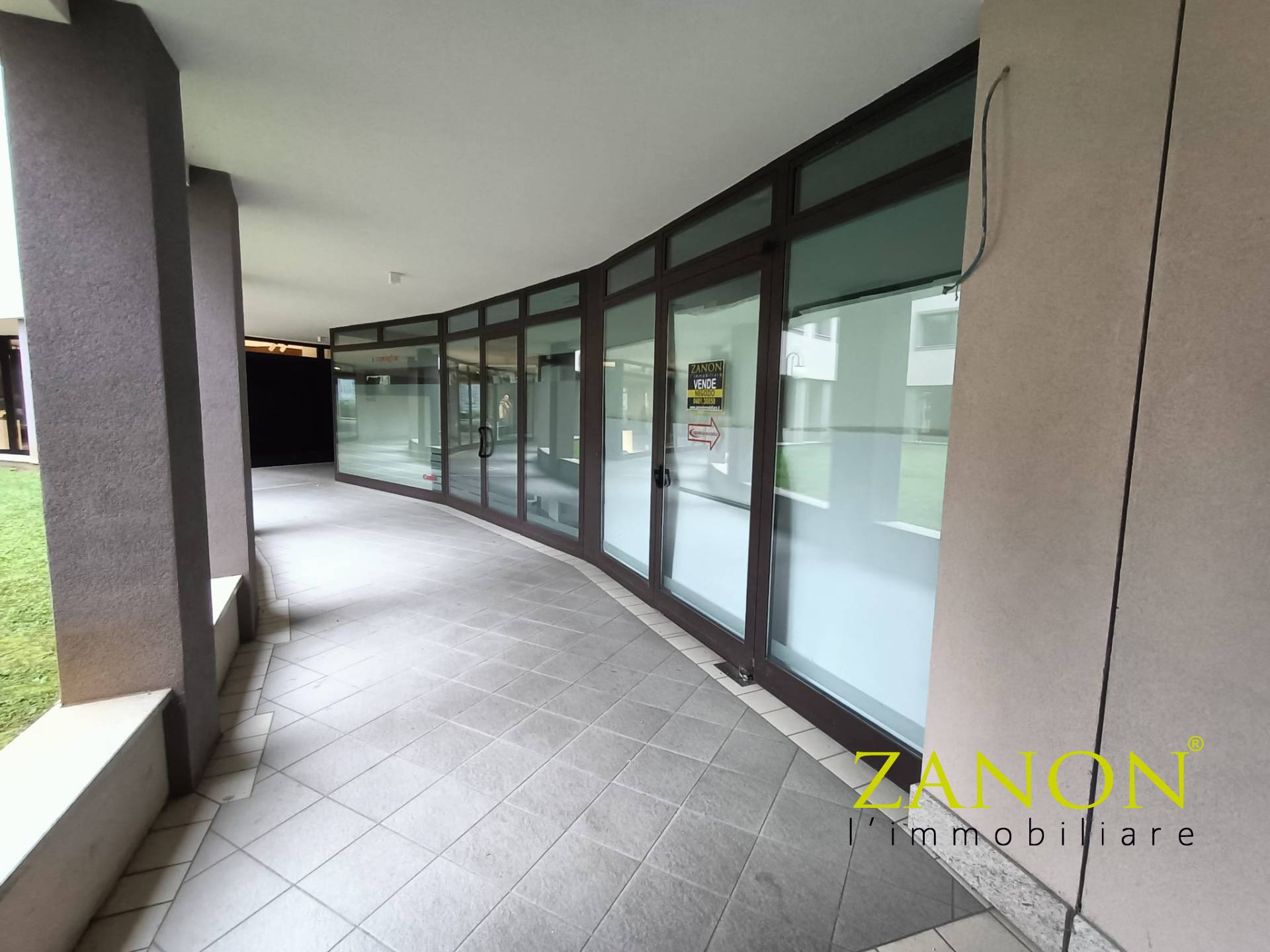 Locale commerciale in affitto a Gorizia, Centrale Corsi