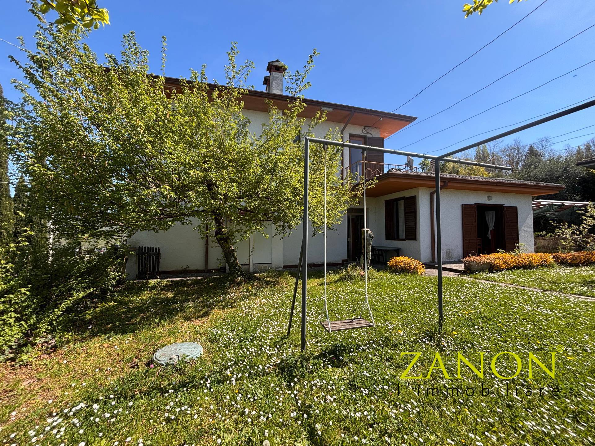Casa indipendente in vendita a San Floriano del Collio