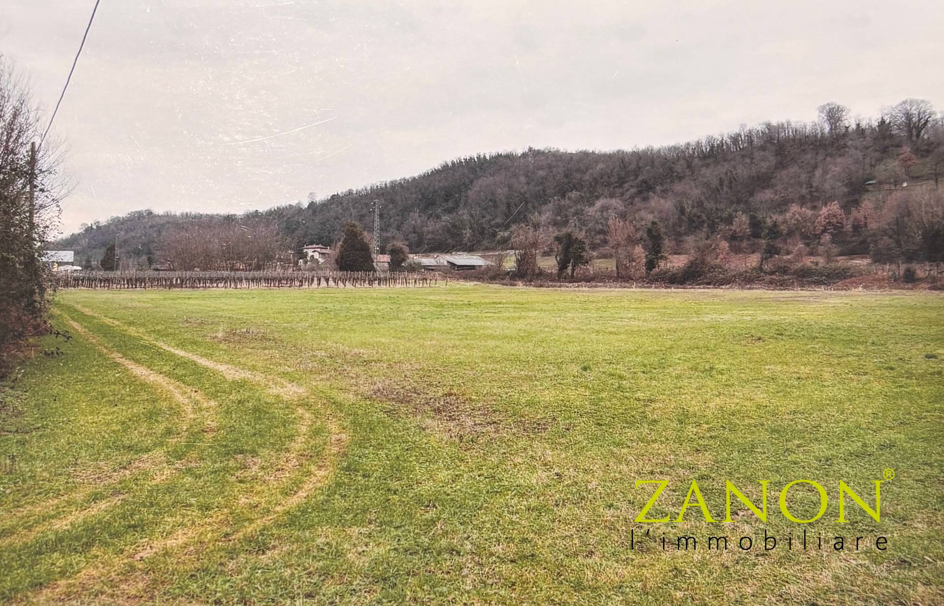 Terreno edificabile in vendita a Farra d'Isonzo